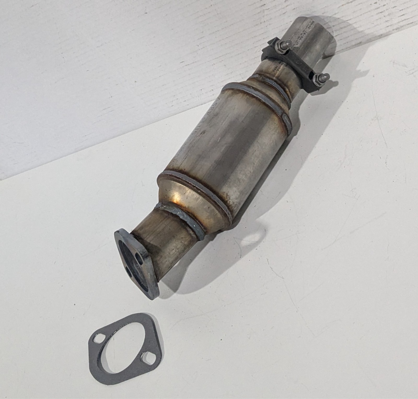 2020-2016 Kia Sorento 2.4L Rear Direct Fit Catalytic Converter
