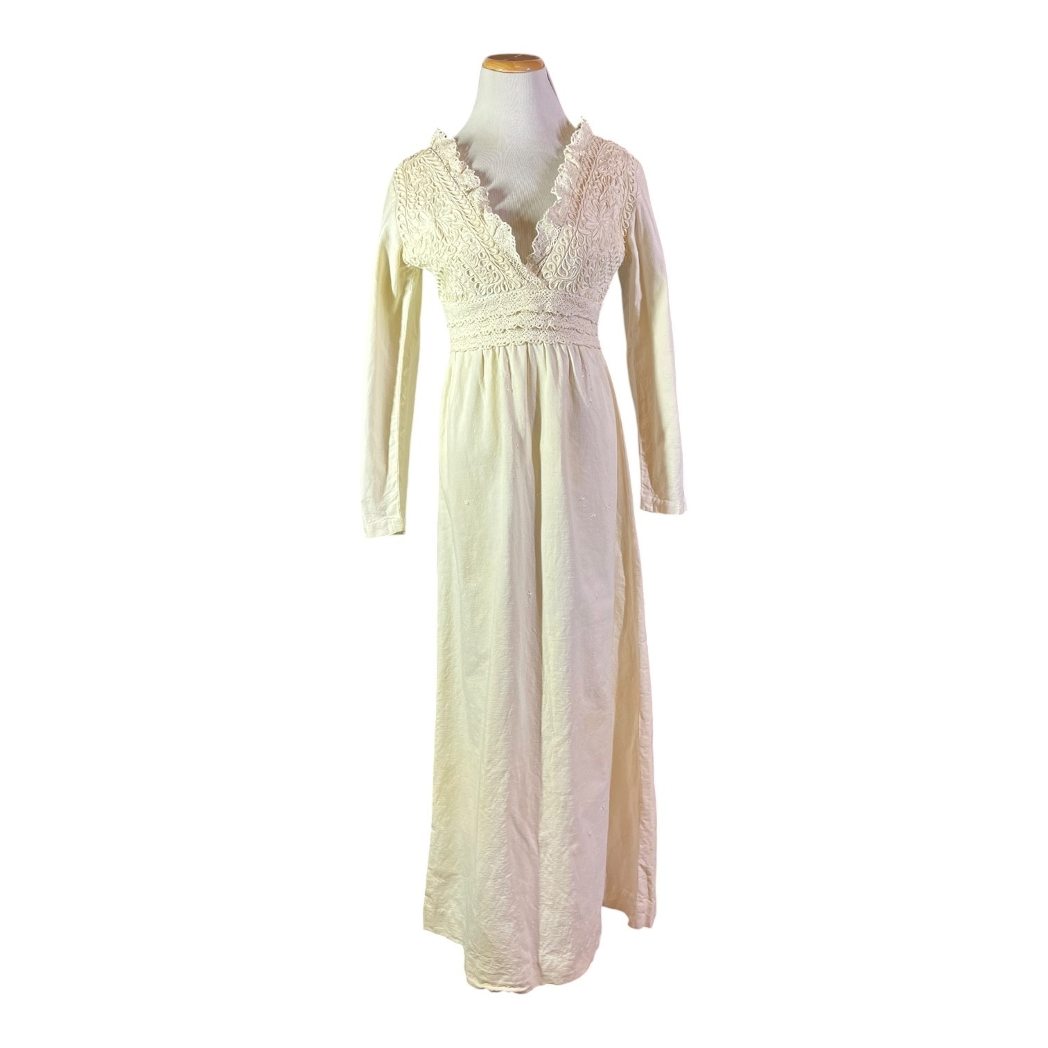 Vintage 1970s Girasol by Gonzalo Bauer Cream Dress Lace Embroidered *Flaws Vintage 1970s Girasol by Gonzalo Bauer Cream Dress Lace Embroidered *Flaws