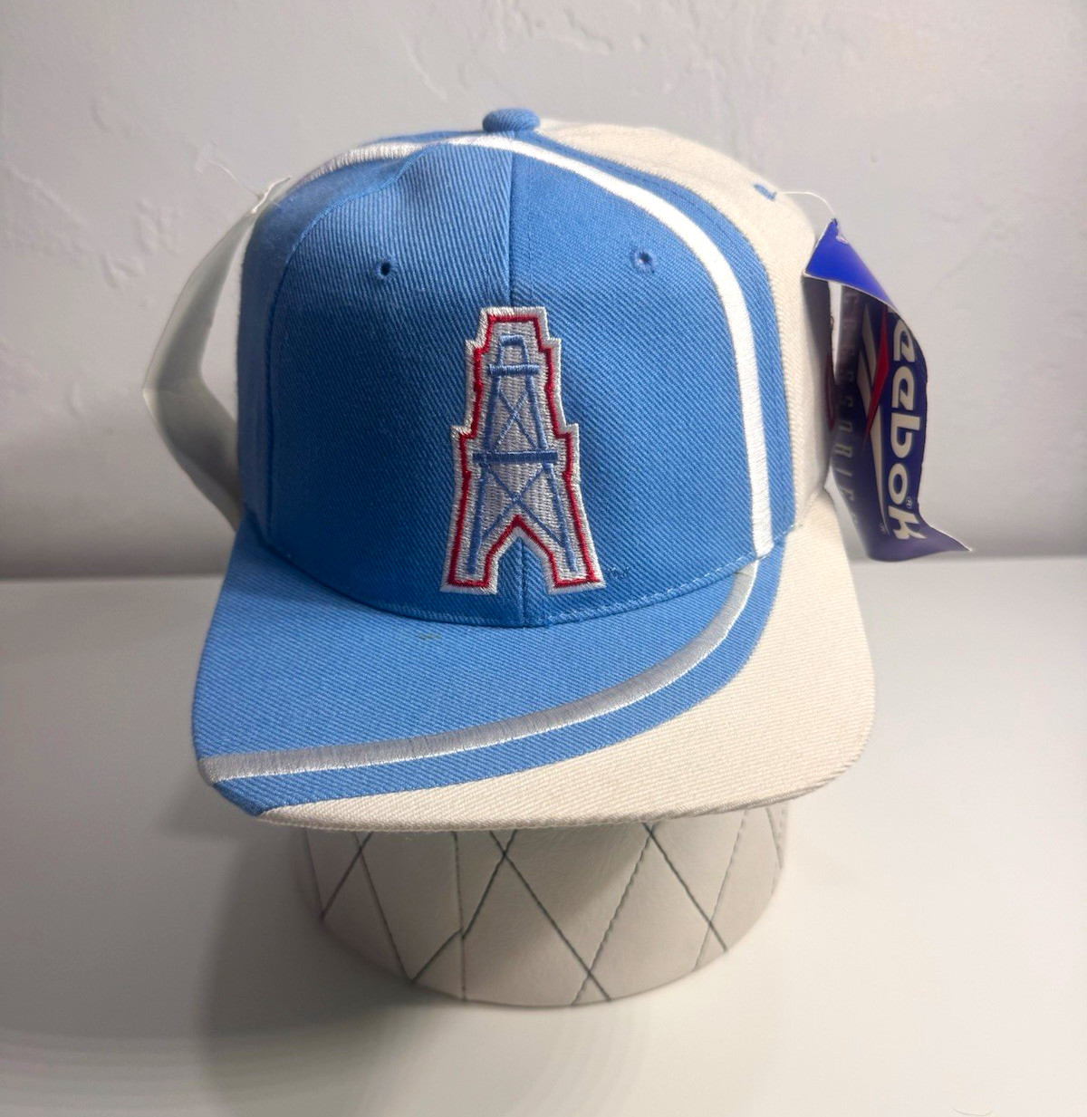 Reebok Pro Line Houston Oilers NFL Snapback Hat One Size Blue/White Reebok Pro Line Houston Oilers NFL Snapback Hat One Size Blue/White