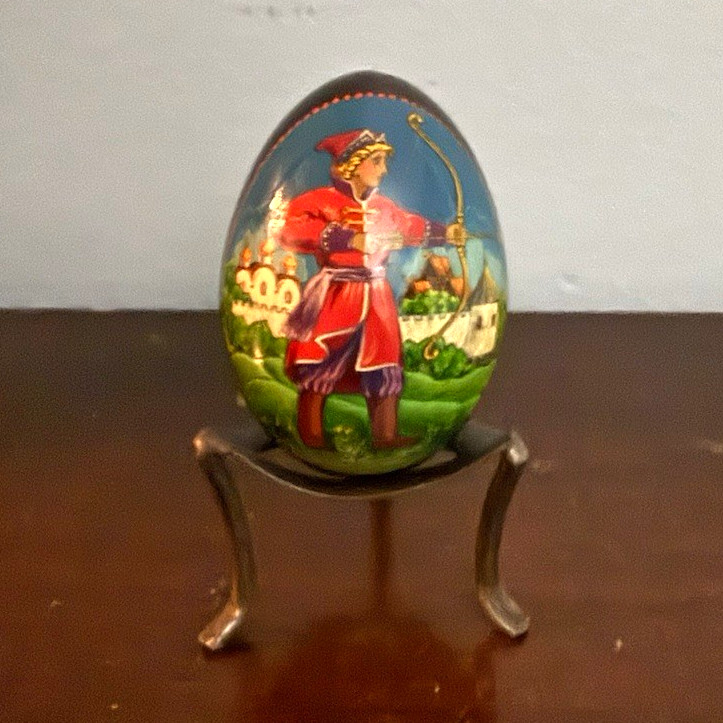 Russian USSR Hand-Painted Lacquer Egg Box Figurine with Stand Frog Prince