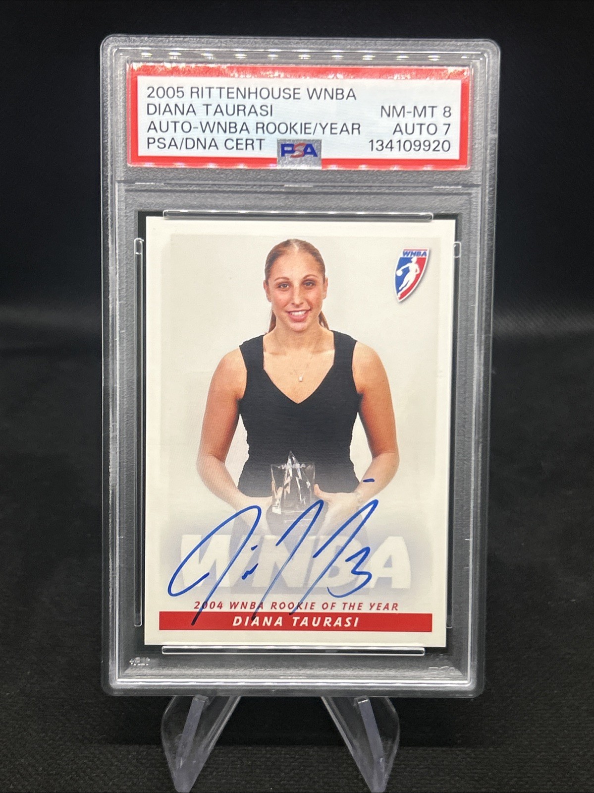 2005 Rittenhouse WNBA Diana Taurasi RC Rookie of the Year ROTY Card Auto PSA 8 2005 Rittenhouse WNBA Diana Taurasi RC Rookie of the Year ROTY Card Auto PSA 8