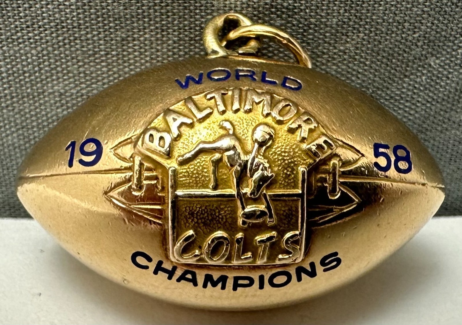 1958 BALTIMORE COLTS WORLD CHAMPIONS CHAMPIONSHIP PENDANT 10K GOLD INDIANAPOLIS