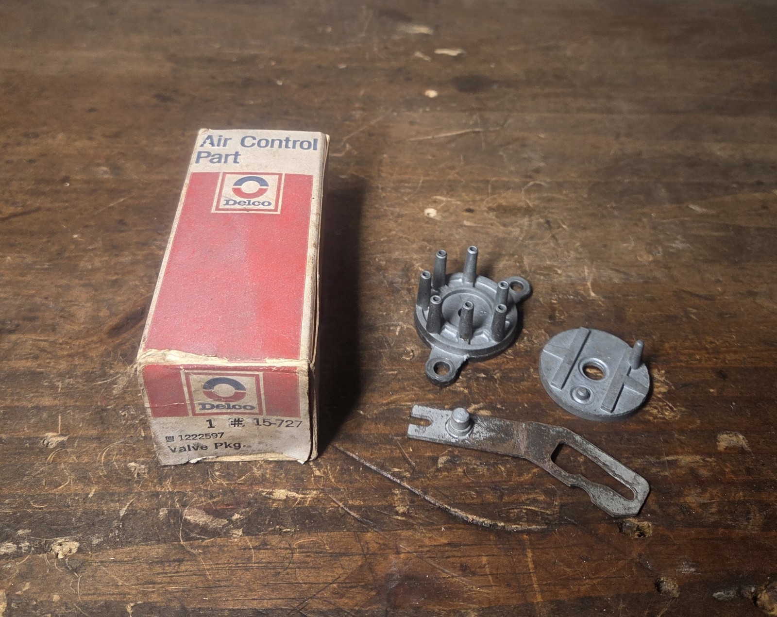 NOS 1967-68 Cadillac AC Power Servo Programmer Valve. Delco #15-727, GM #1222597 NOS 1967-68 Cadillac AC Power Servo Programmer Valve. Delco #15-727, GM #1222597