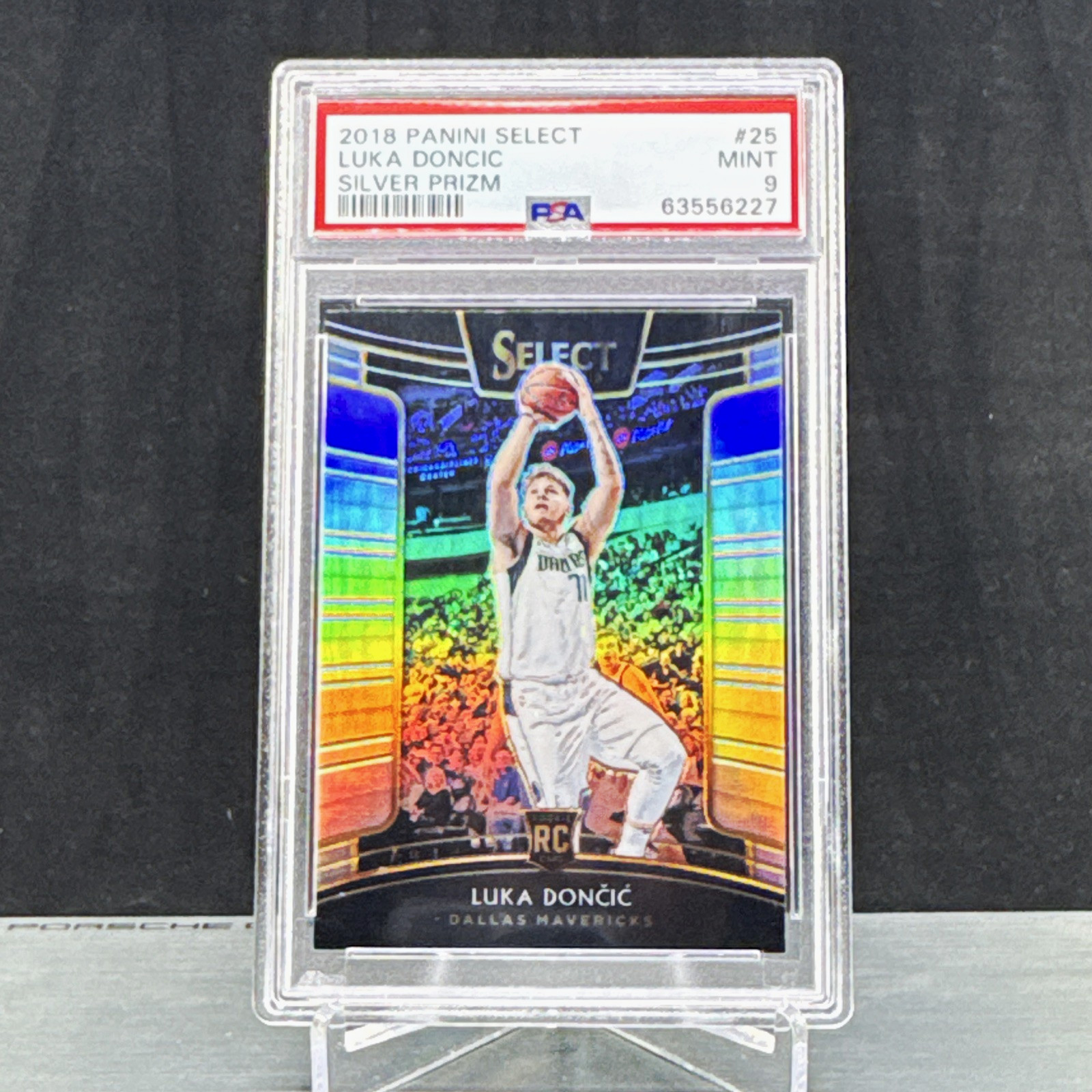 Panini 2018-19 Select Concourse Luka Dončić #25 Silver Prizm RC Mavericks Panini 2018-19 Select Concourse Luka Dončić #25 Silver Prizm RC Mavericks