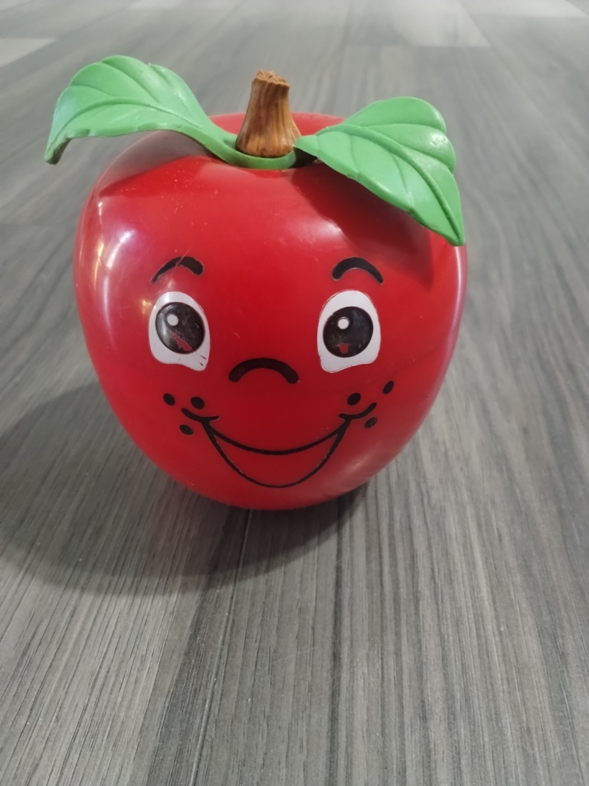 Vintage 1972 Fisher-Price Happy Apple w/ Short Stem, Roly Poly Chime Works USA