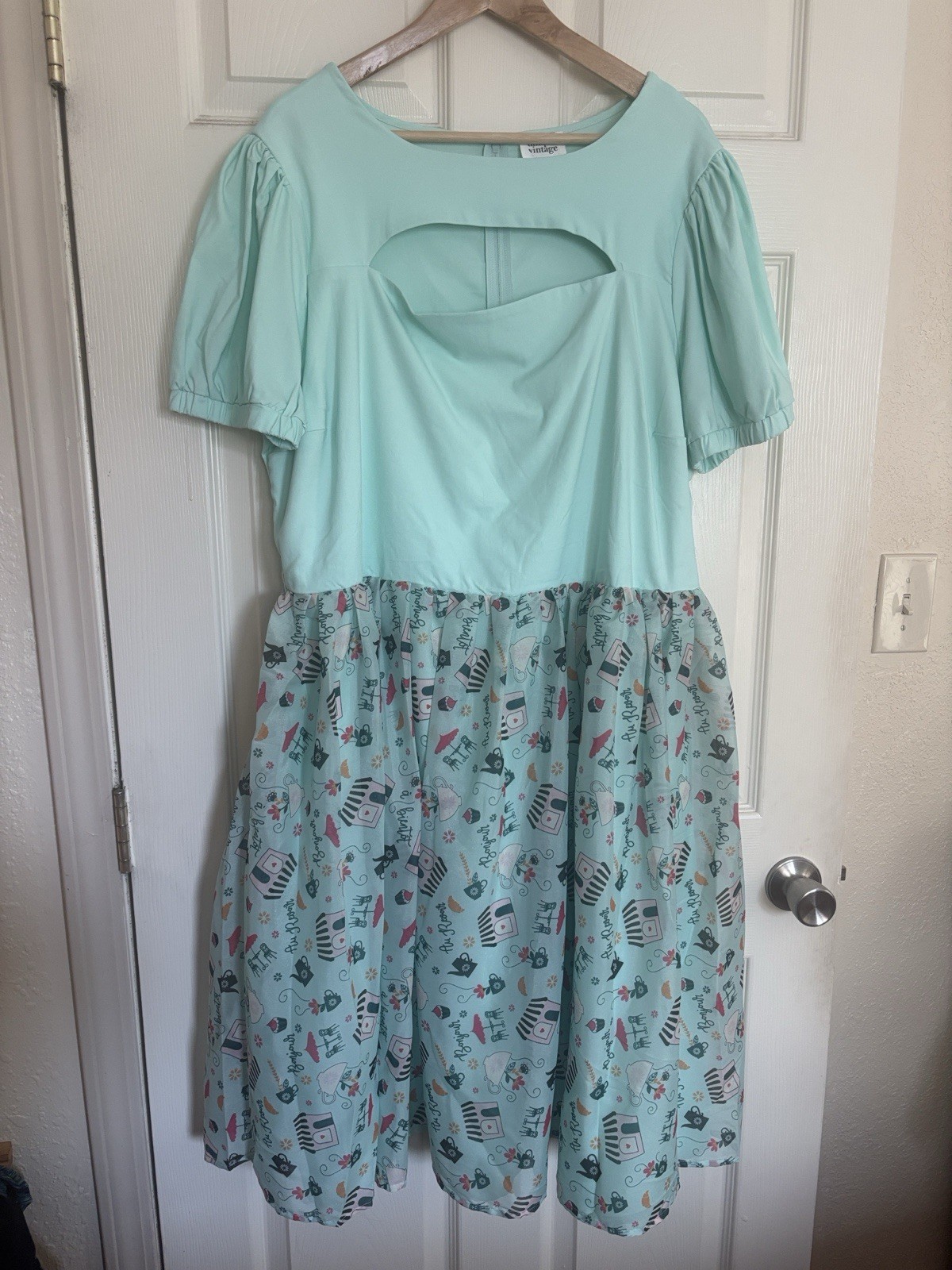 Unique Vintage Women’s Plus 2X/18 Fit & Flare Knee Dress Boat Neck Mint Unique Vintage Women’s Plus 2X/18 Fit & Flare Knee Dress Boat Neck Mint