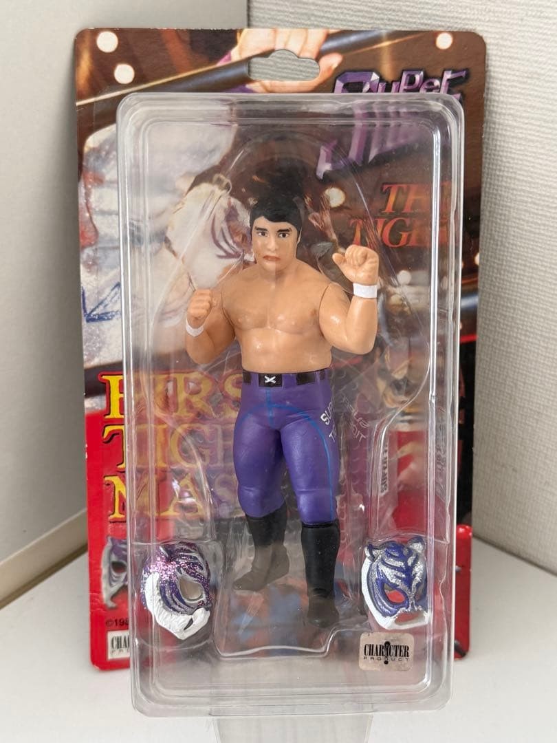 Chara Pro 1st Tiger Mask Super Tiger Figure Blister Package Rare Japan Mint Chara Pro 1st Tiger Mask Super Tiger Figure Blister Package Rare Japan Mint