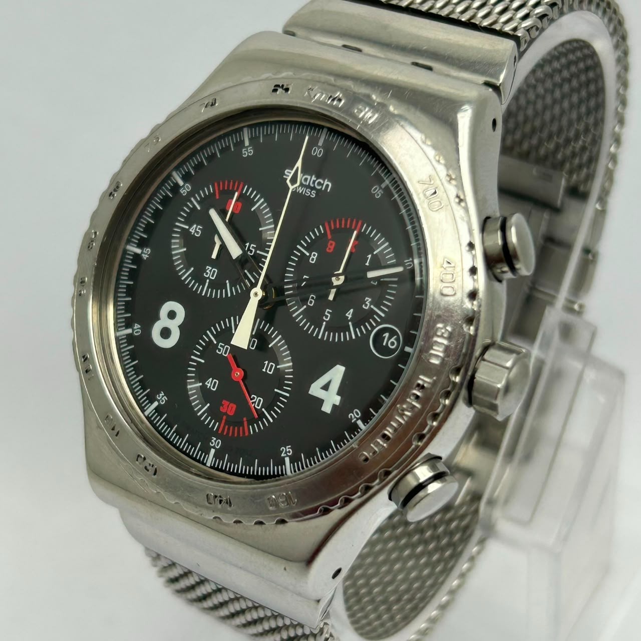 Swatch V8 Panda Face Chronograph Quartz Vintage Men\'s Watch with Mesh Bracelet
