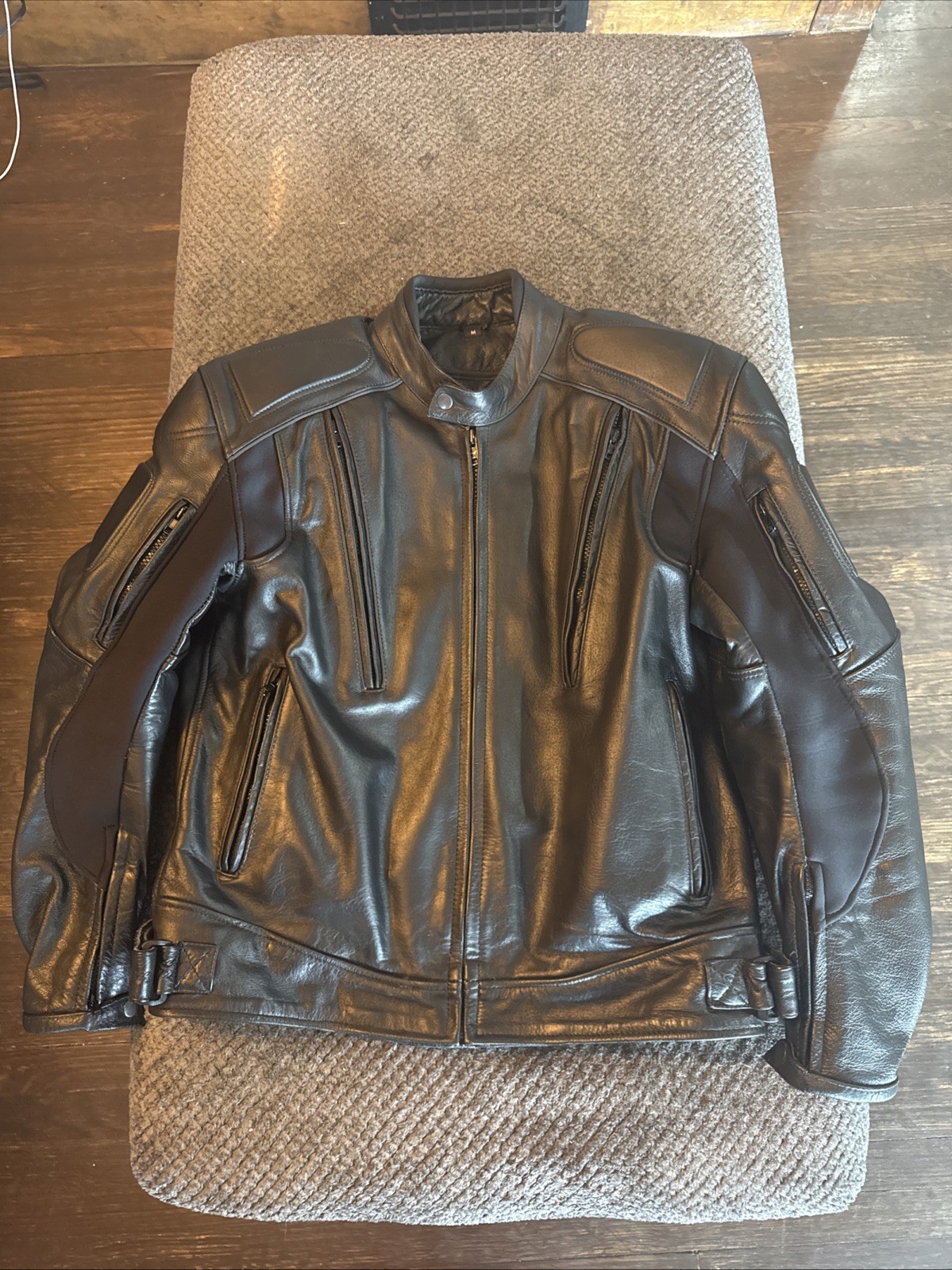 Xelement Black Leather Advanced Motorcycle Gear Padded Quilted Jacket Men’s M Xelement Black Leather Advanced Motorcycle Gear Padded Quilted Jacket Men’s M