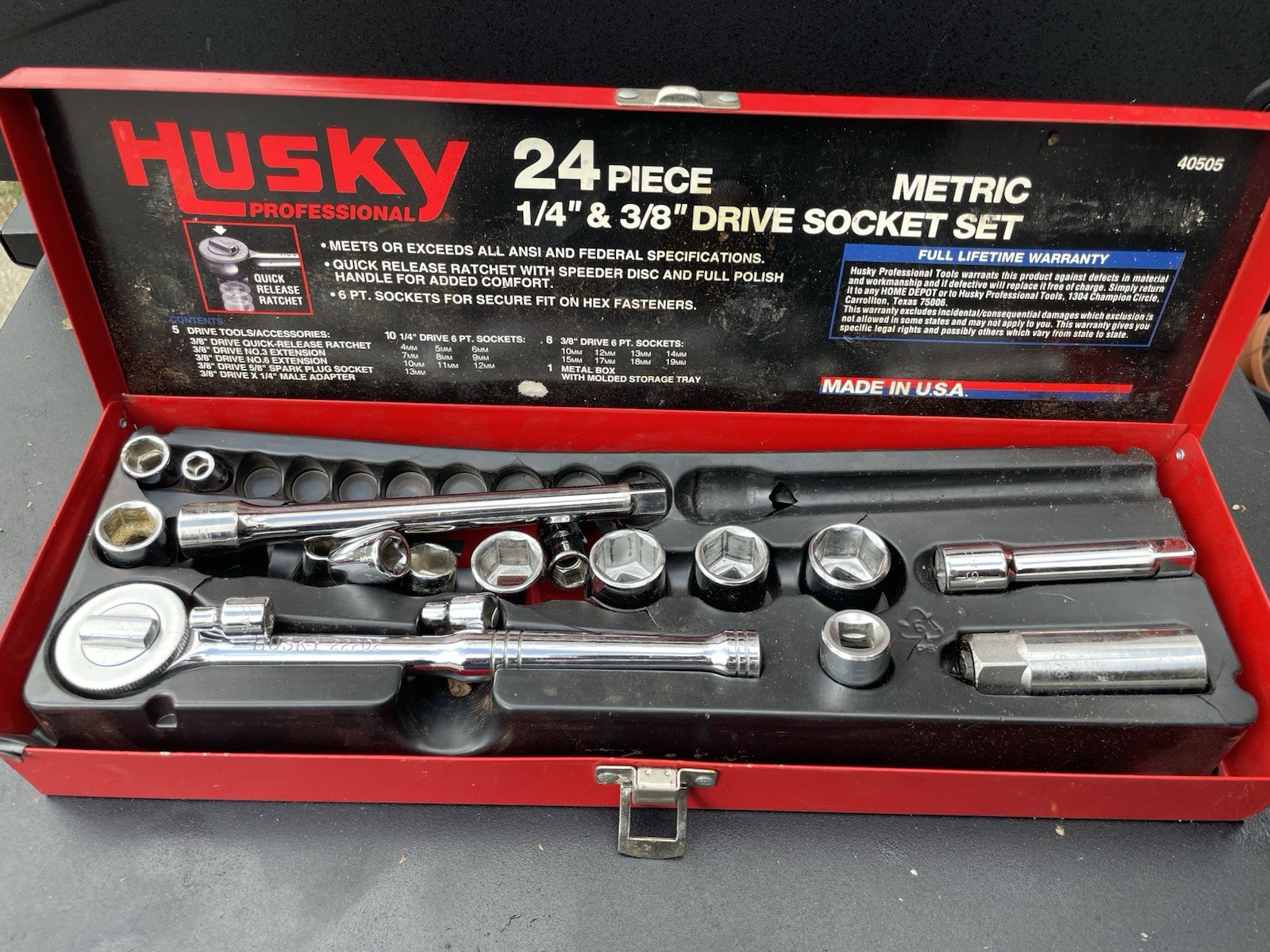 Husky Professional 24 Piece Metric Socket Set 1/4 & 3/8 Drive Made in USA