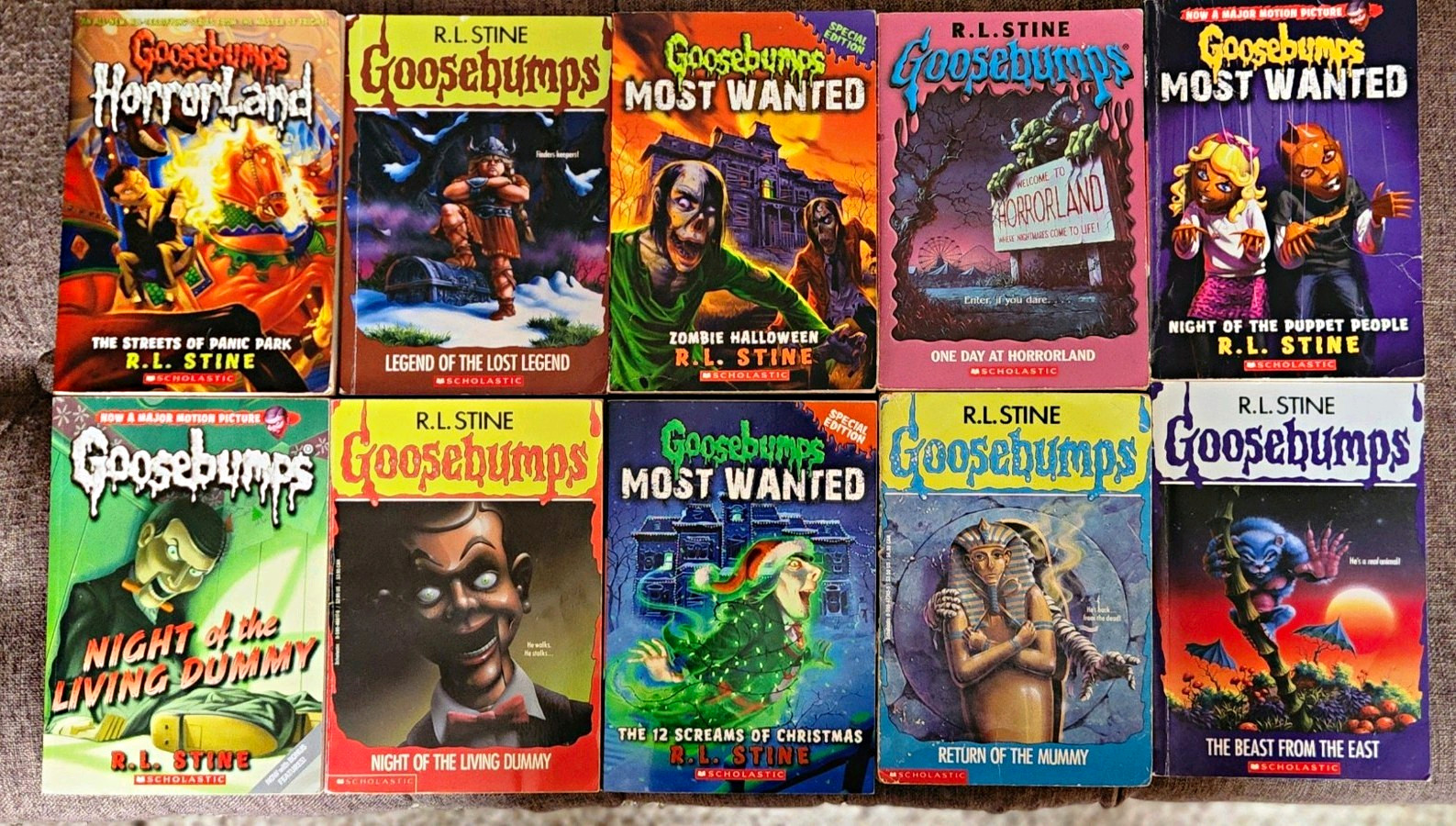 R.L. Stine Goosebumps Lot Of 10 Paperback Books Set #1 R.L. Stine Goosebumps Lot Of 10 Paperback Books Set #1