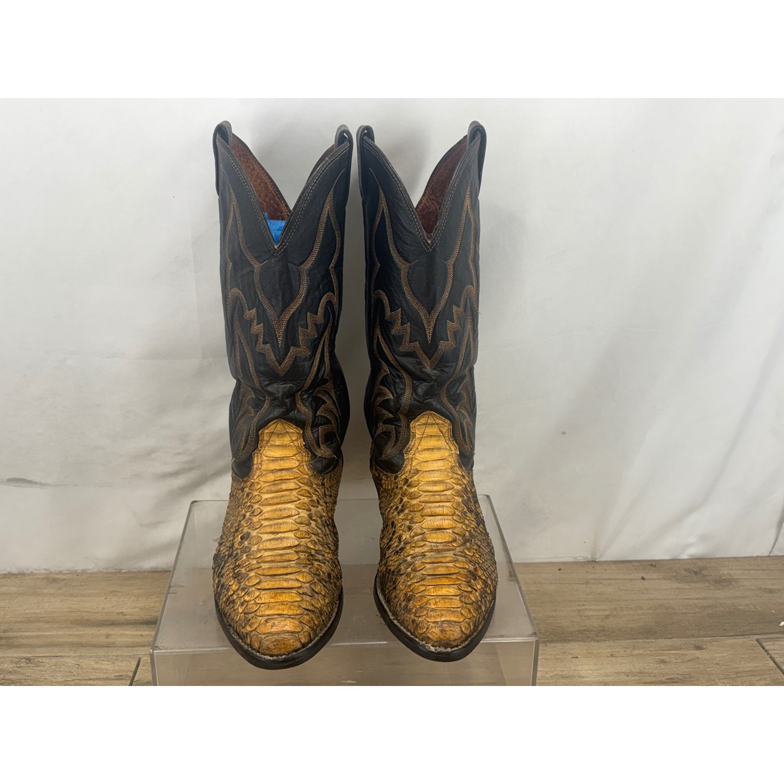 Vintage Nocona Men\'s 9.5 D Genuine Python Snakeskin Cowboy Boots Western