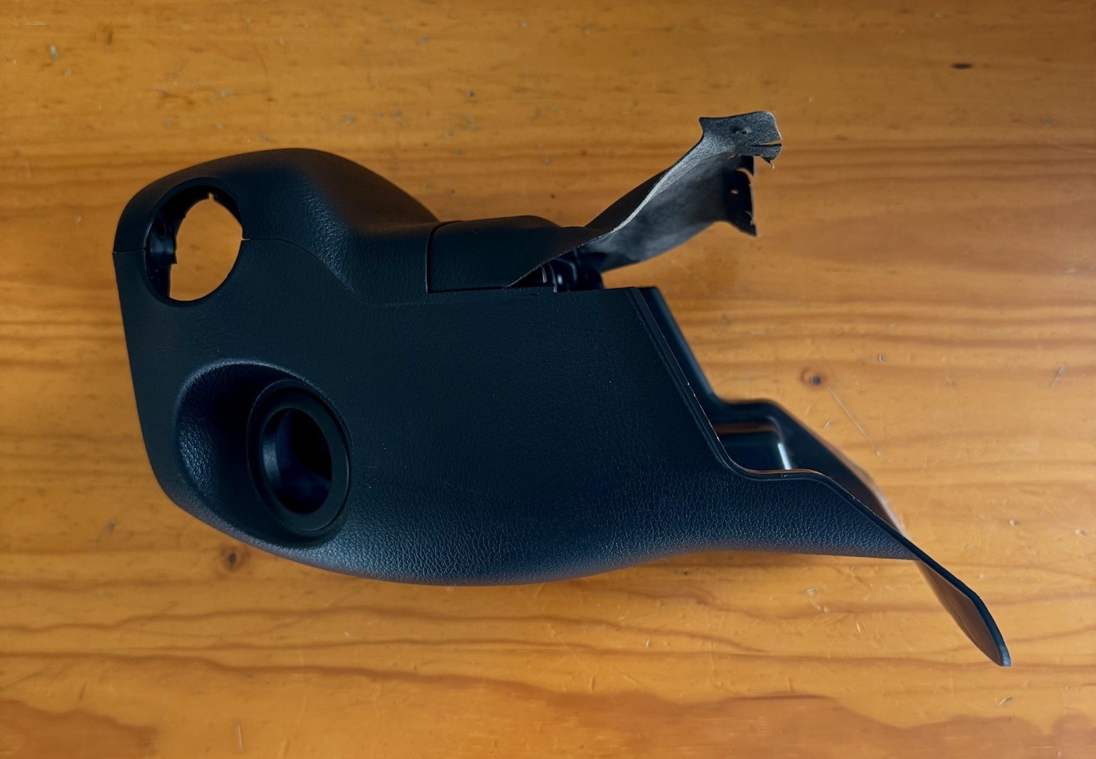2015-2019 Hyundai Sonata Steering Column Ignition Cover Shroud Trim Surround OEM 2015-2019 Hyundai Sonata Steering Column Ignition Cover Shroud Trim Surround OEM