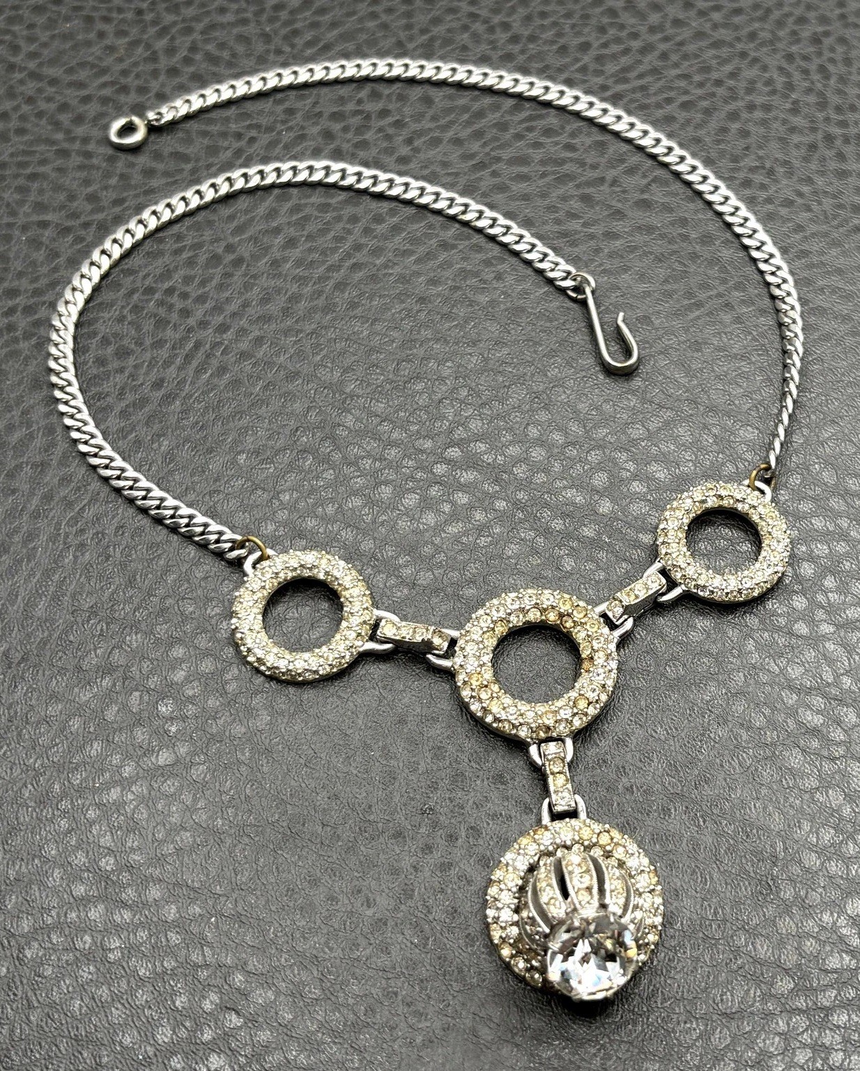 Vintage Art Deco Unique Old Rhinestone Crystal Circle Pendant Necklace READ Vintage Art Deco Unique Old Rhinestone Crystal Circle Pendant Necklace READ
