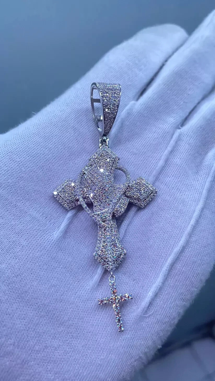 Men\'s Genuine D/VVS Moissanite Praying Hand Cross Pendant IN 925 Sterling Silver