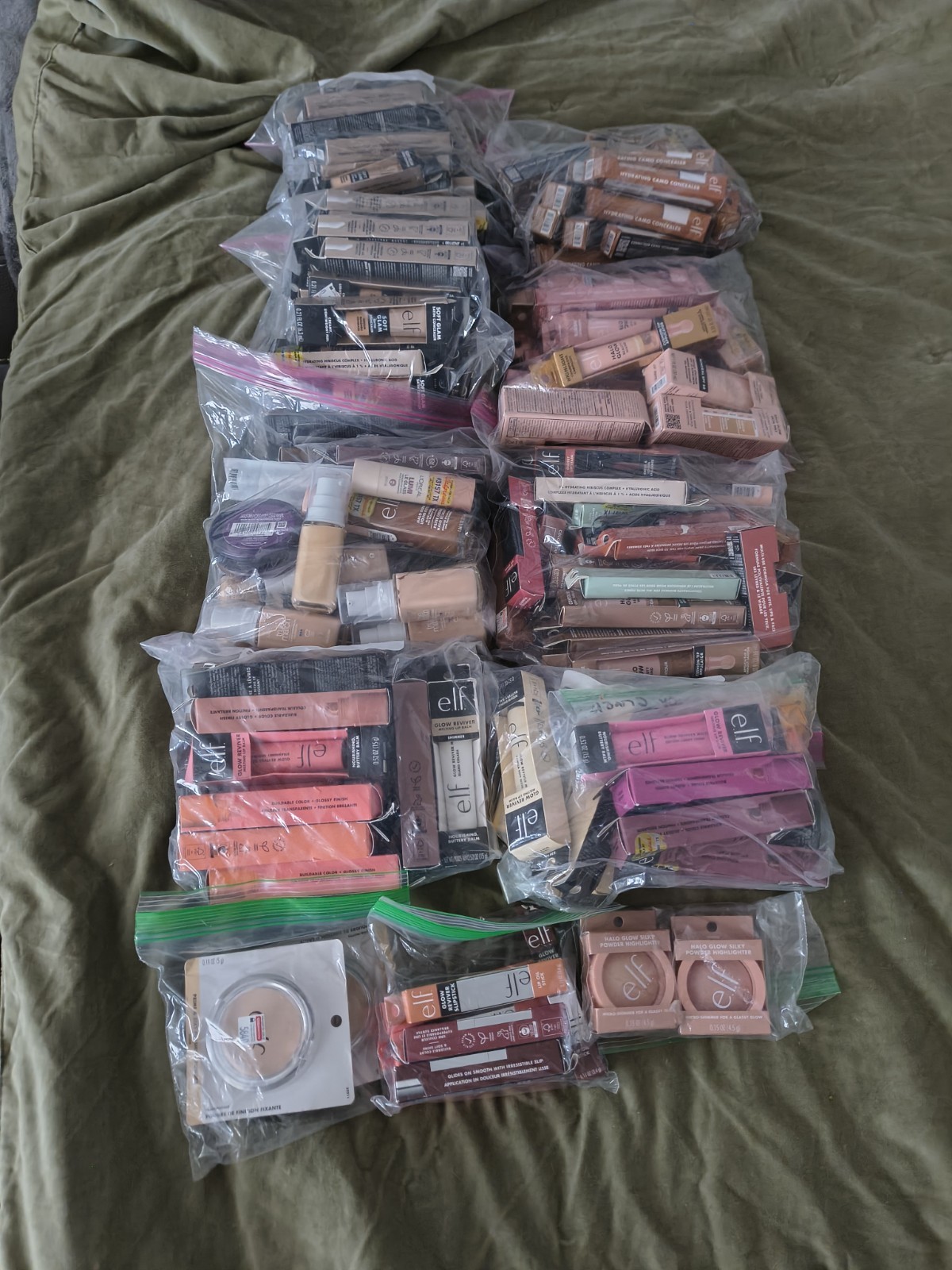HUGE MAKE UP LOT