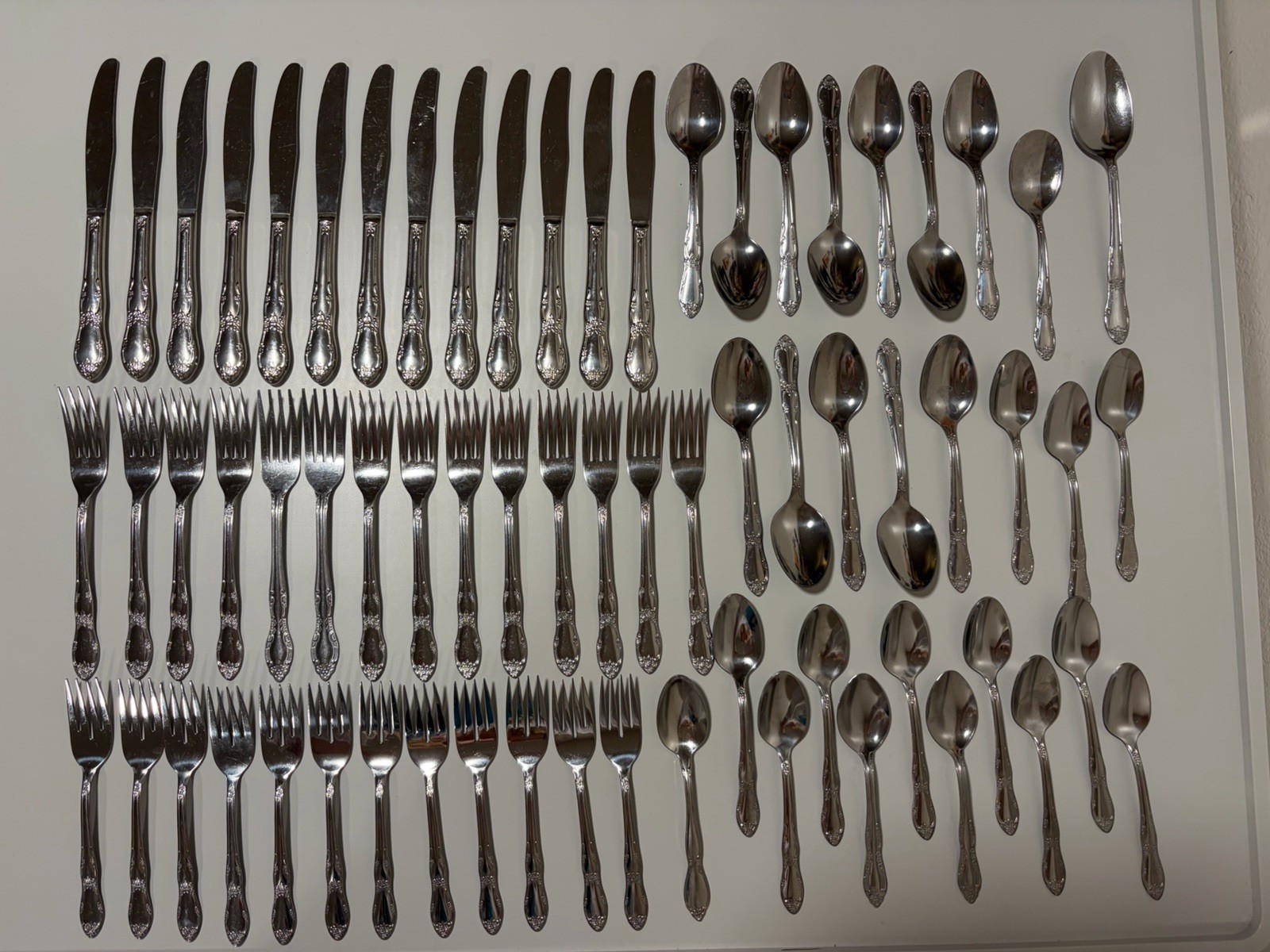 Wm A Rogers Oneida Ltd Fenway Daydream Stainless Vintage service for 12 + extras