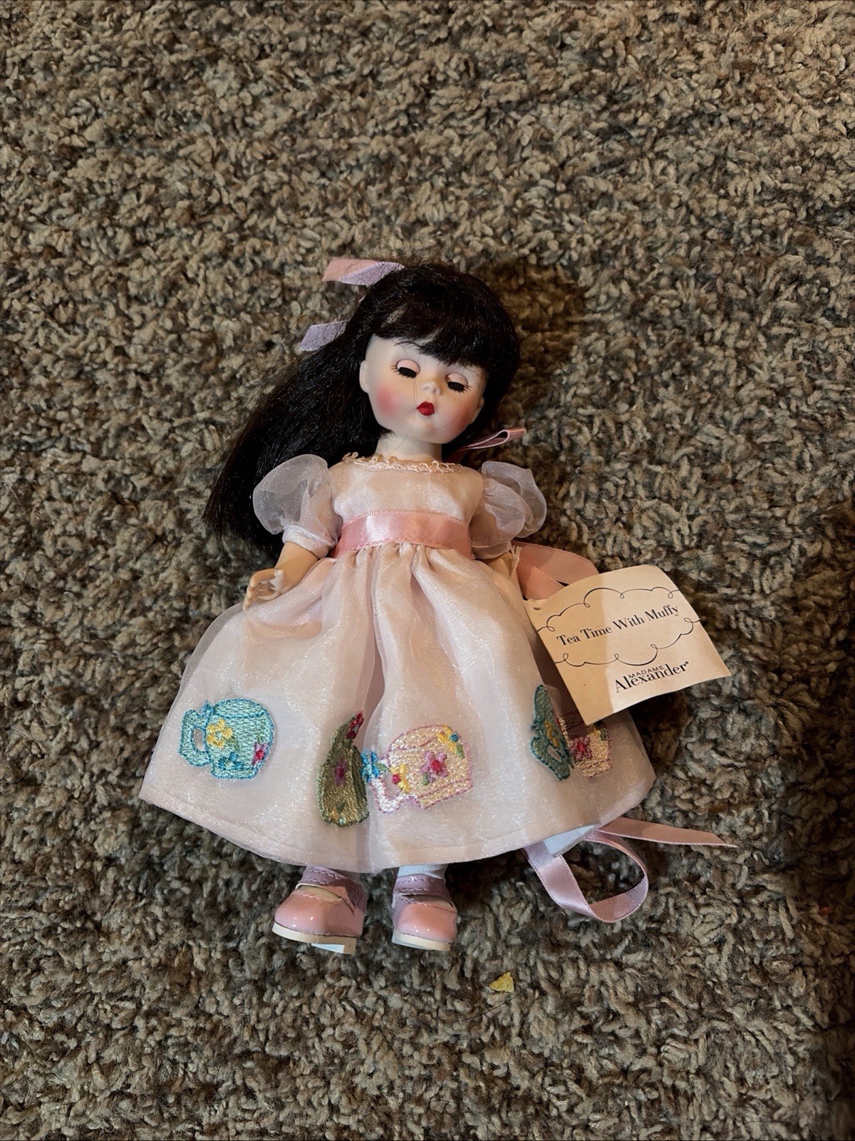 Madame Alexander Tea Time With Muffy 8\