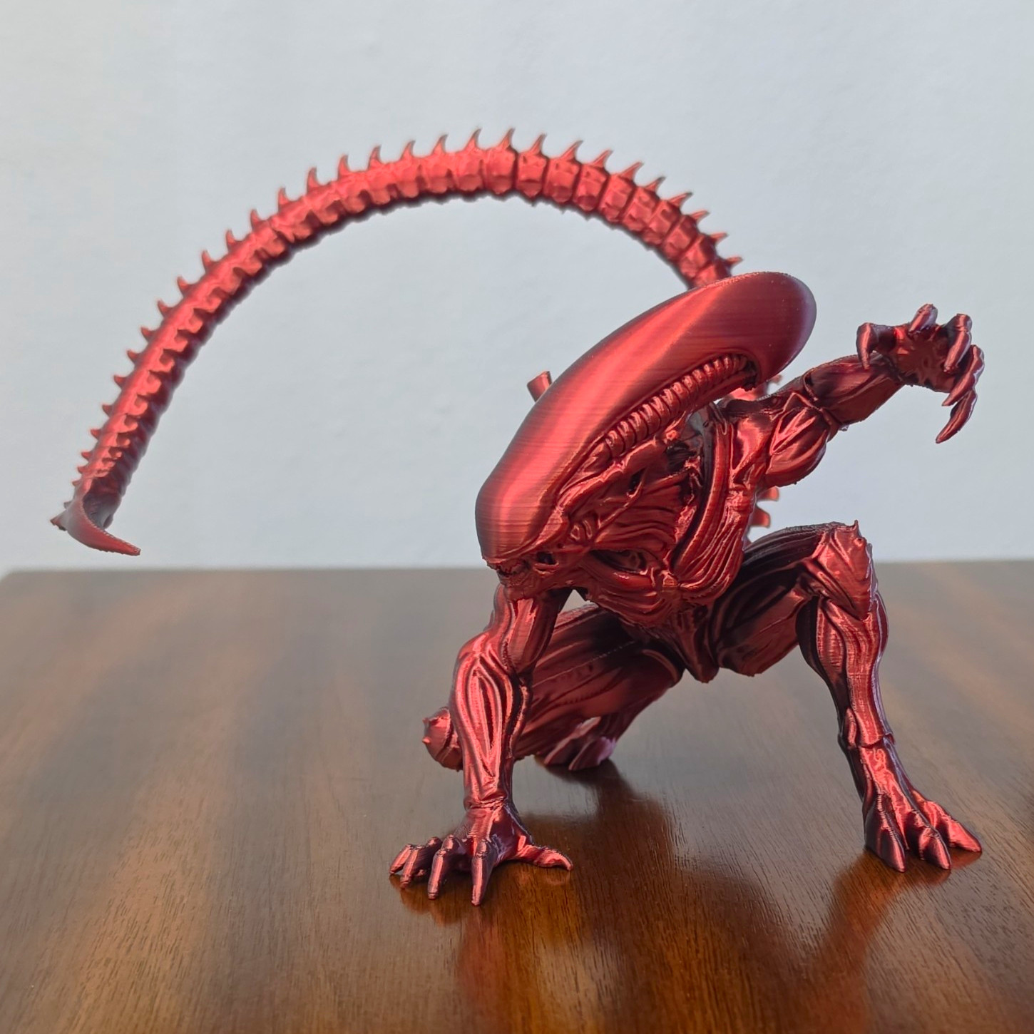 Aliens Alien Xenomorph Collectible Figure Black & Red Sci-Fi Horror Aliens Alien Xenomorph Collectible Figure Black & Red Sci-Fi Horror