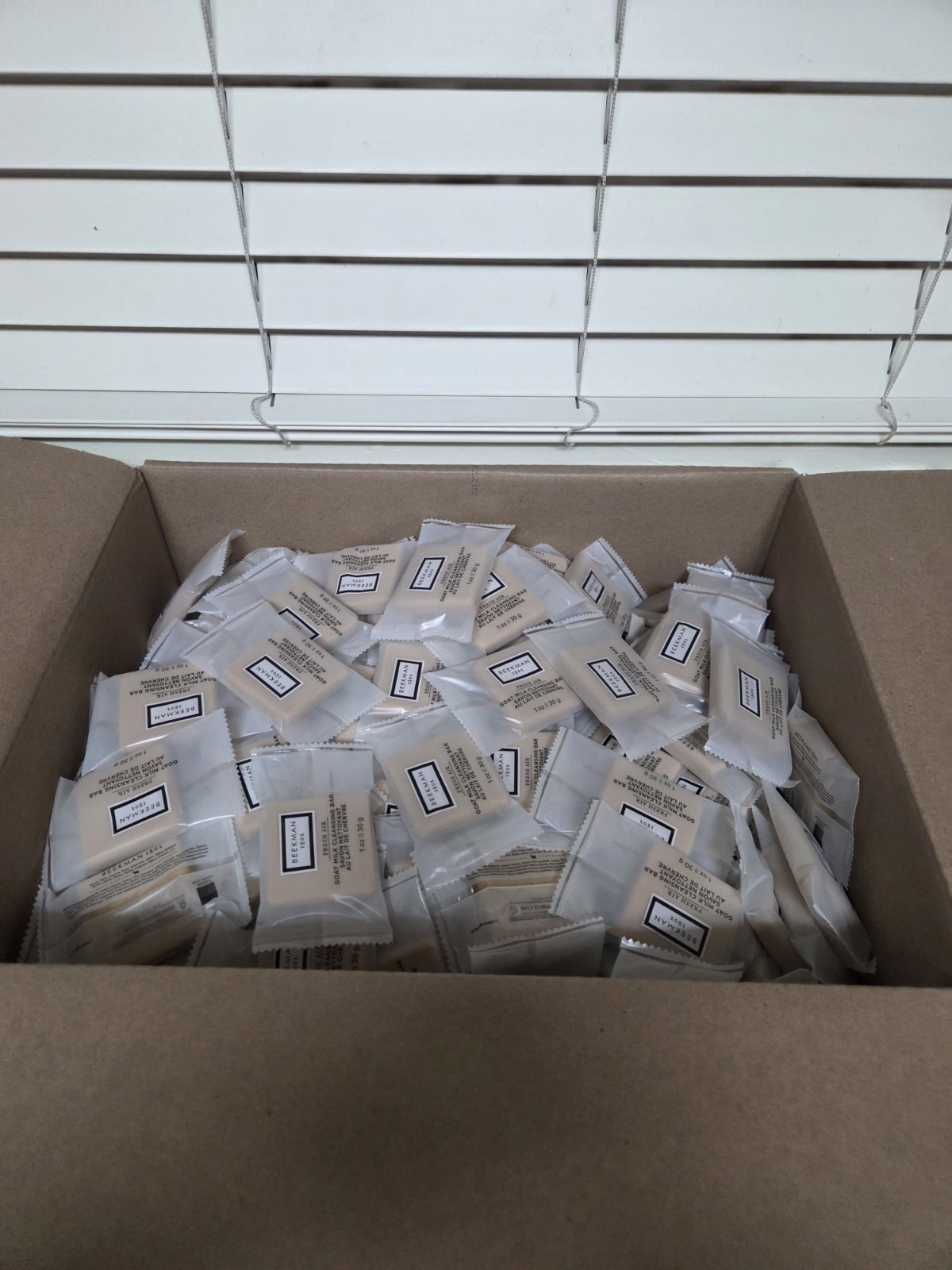 50pc Beekman 1802 Fresh Air Goat Milk Cleansing Bar Soap Travel Hotel Size 1 oz 50pc Beekman 1802 Fresh Air Goat Milk Cleansing Bar Soap Travel Hotel Size 1 oz