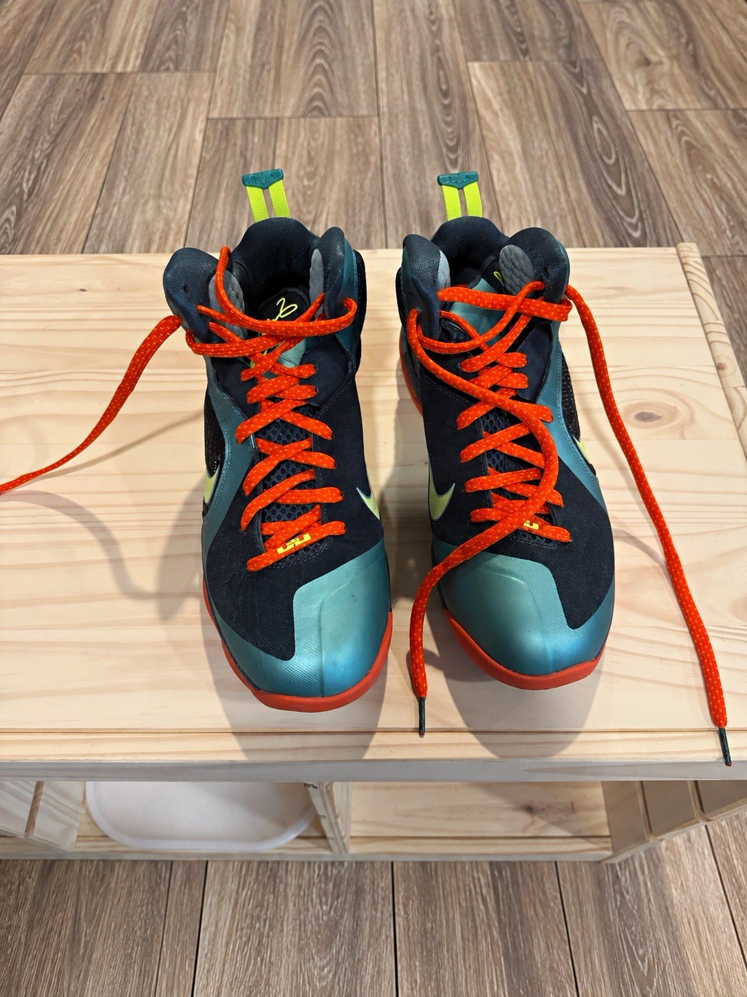 Nike LeBron 9 Cannon Men’s Mid Top Basketball Sneaker 469764-004 2011 Nike LeBron 9 Cannon Men’s Mid Top Basketball Sneaker 469764-004 2011