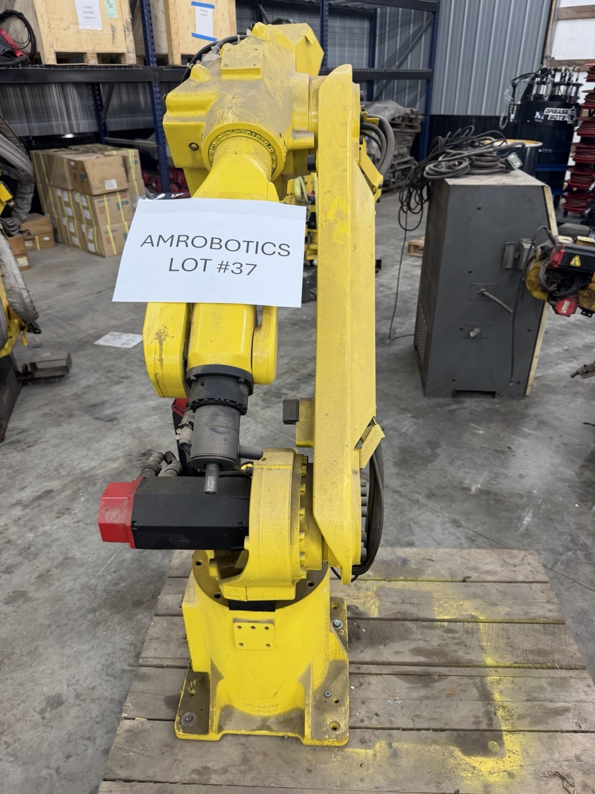 Lot #37 Fanuc Arcmate 120i Lot #37 Fanuc Arcmate 120i