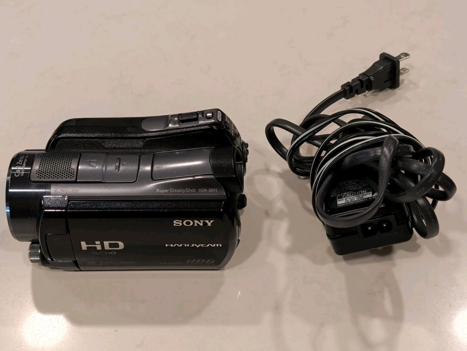 Sony Handycam HDR-SR11 60GB HDD 10.2MP Full HD 12x Zoom Camcorder - Tested Sony Handycam HDR-SR11 60GB HDD 10.2MP Full HD 12x Zoom Camcorder - Tested