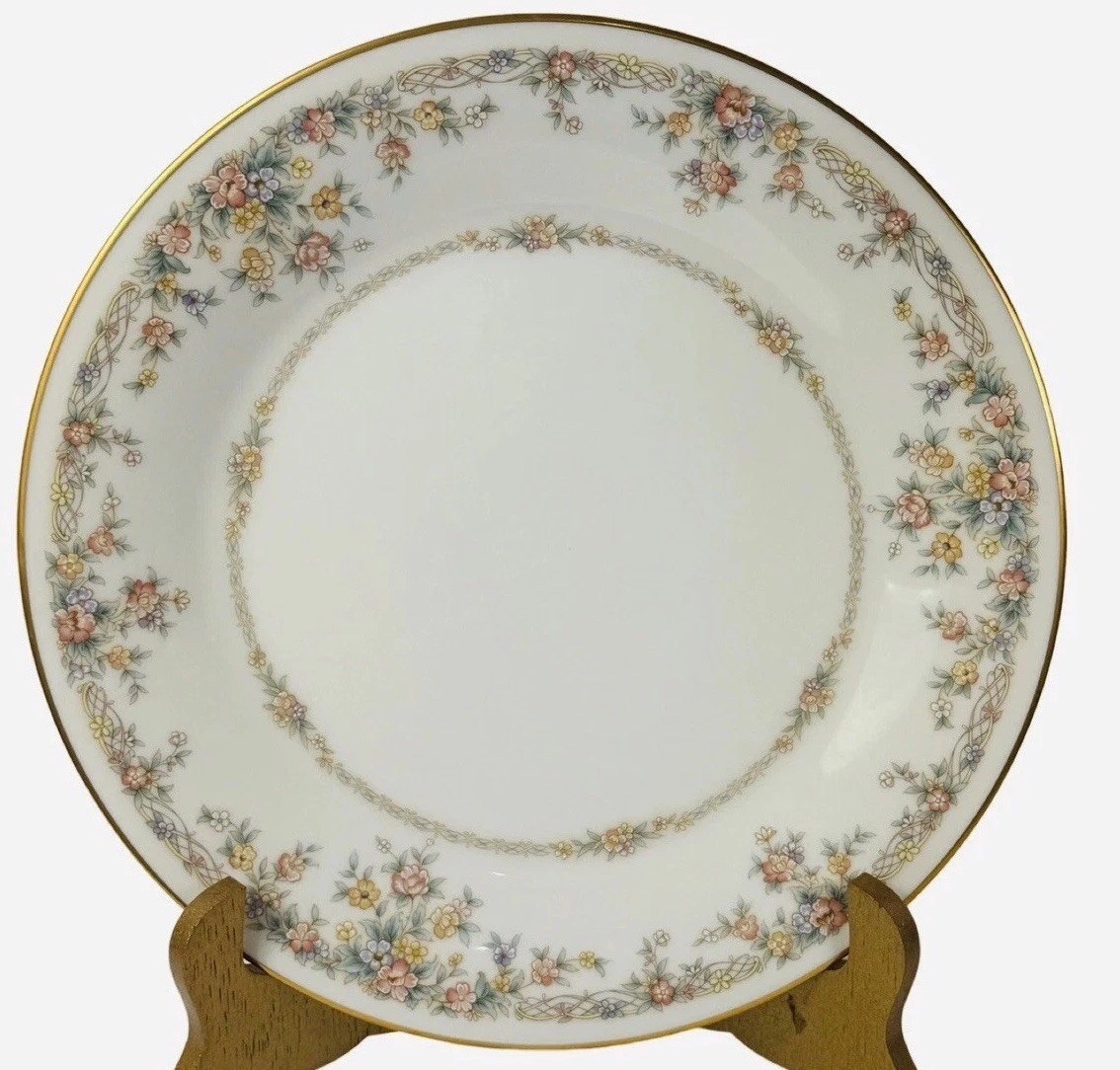 Noritake Ivory China Gallery Dinner Plates 10.5” 7246 Lot Of 5 Vintage 1979 EUC