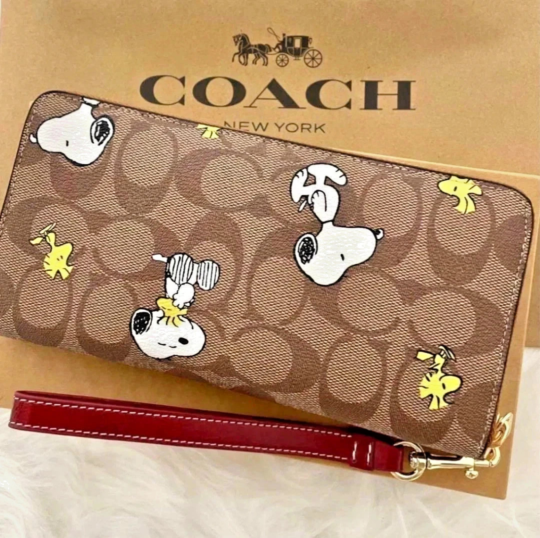 COACH x PEANUTS Long Zip around Wallet Snoopy Woodstock Khaki Signature CE705 COACH x PEANUTS Long Zip around Wallet Snoopy Woodstock Khaki Signature CE705