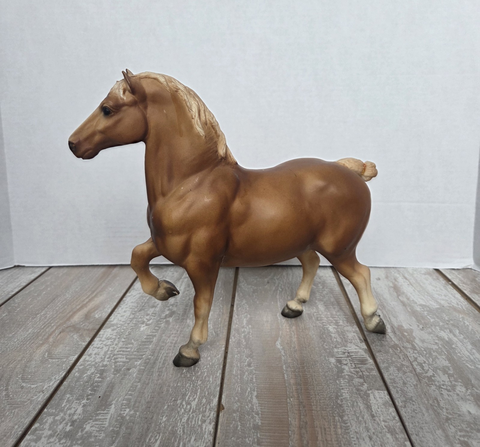 Breyer 1986 94CH Mail Order Companies Sorrel Belgain 1/244 RARE Horse Breyer 1986 94CH Mail Order Companies Sorrel Belgain 1/244 RARE Horse
