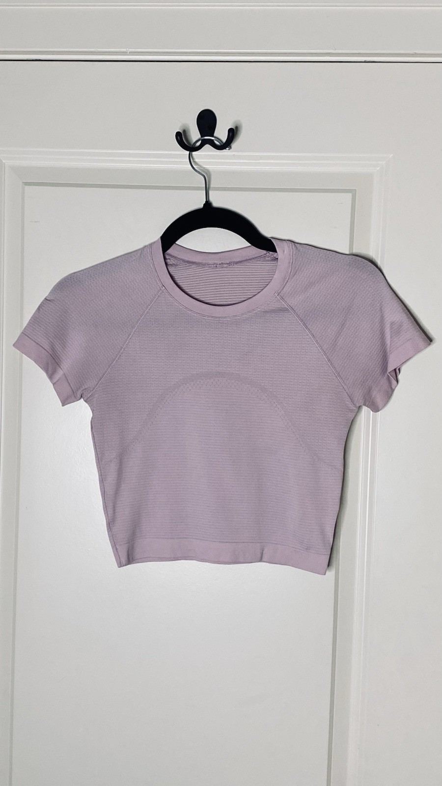 Lululemon Swiftly Tech Cropped Tee Women’s Size 4 Lululemon Swiftly Tech Cropped Tee Women’s Size 4