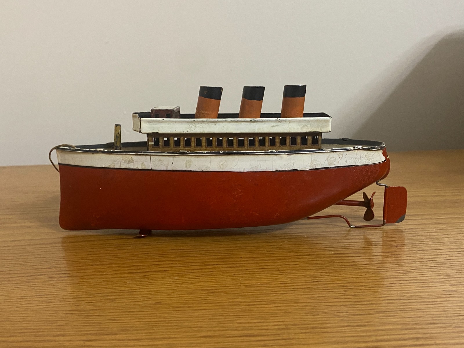 GBN Bing Tin Toy Windup Ocean Liner Toy Boat A4-18 GBN Bing Tin Toy Windup Ocean Liner Toy Boat A4-18