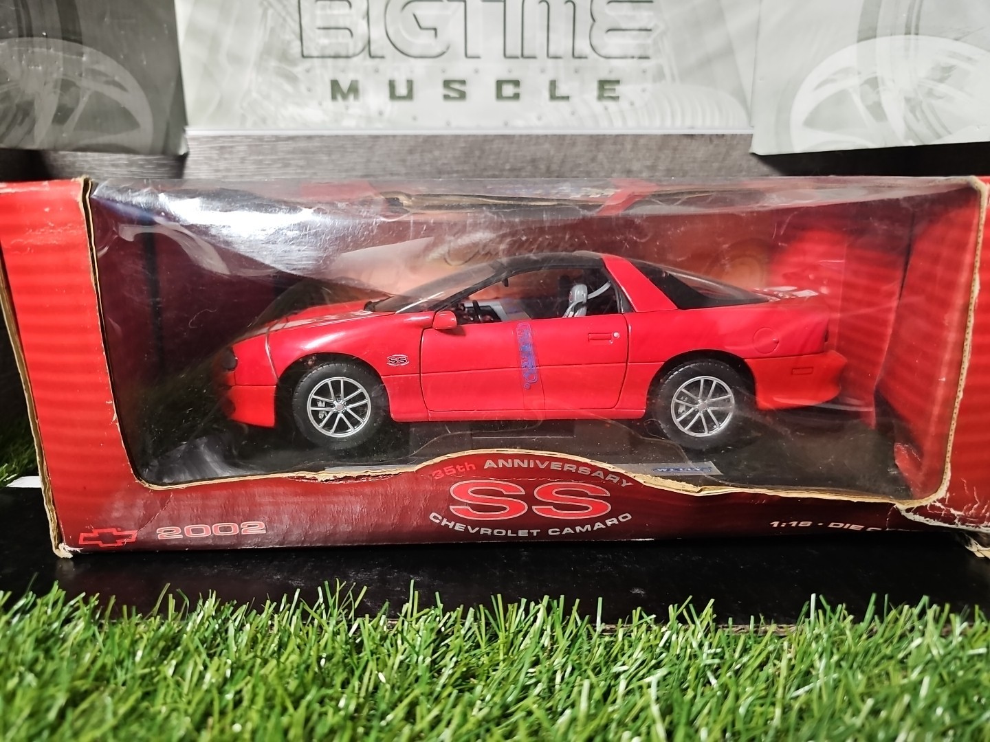 🔥 Welly Premium Collection 2002 35th Ann Gen 4 Chevrolet Camaro SS 1:18 Bad Box