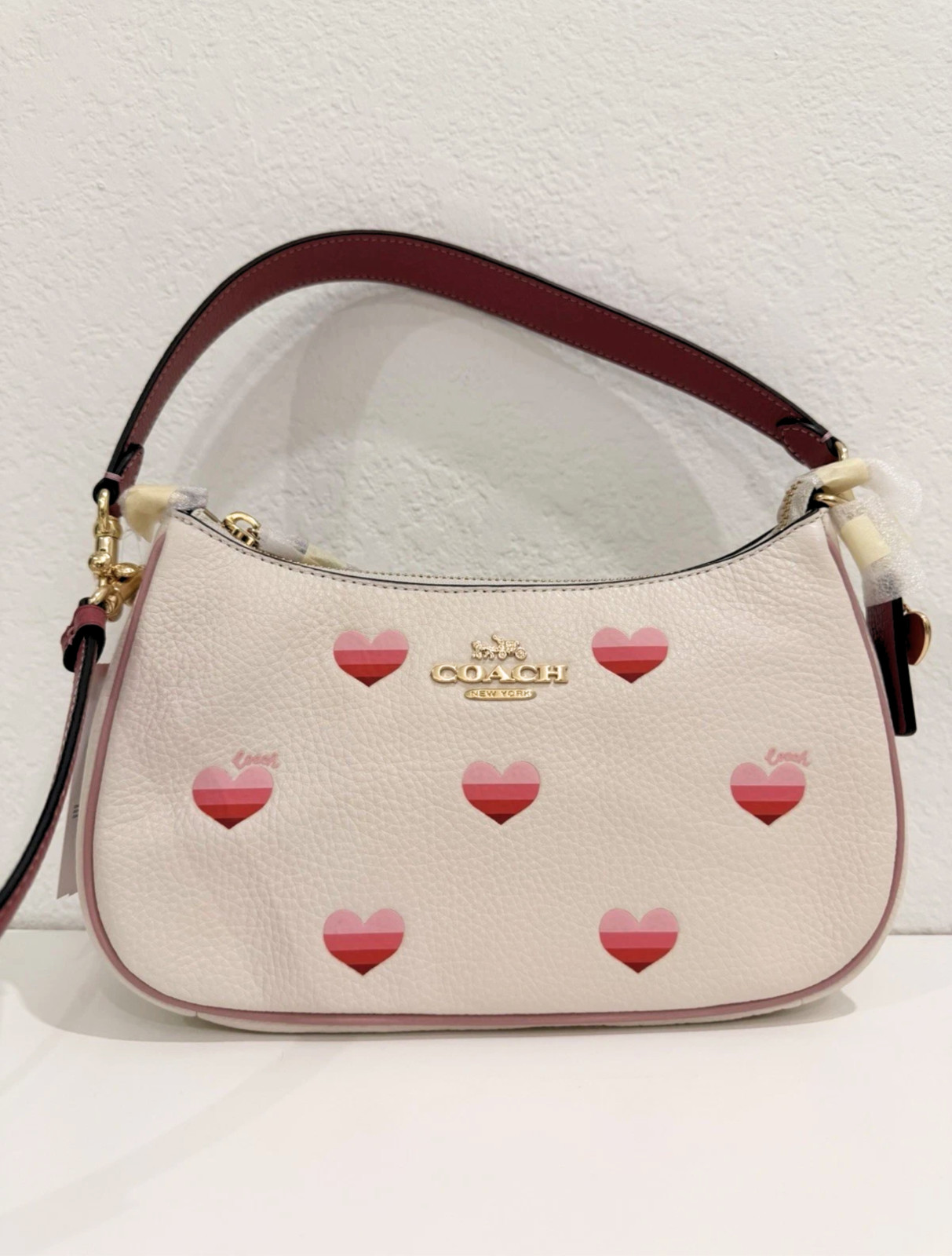 NWT Coach Teri Shoulder Bag Stripe Heart Print CA251 Chalk Multi Pink Leather