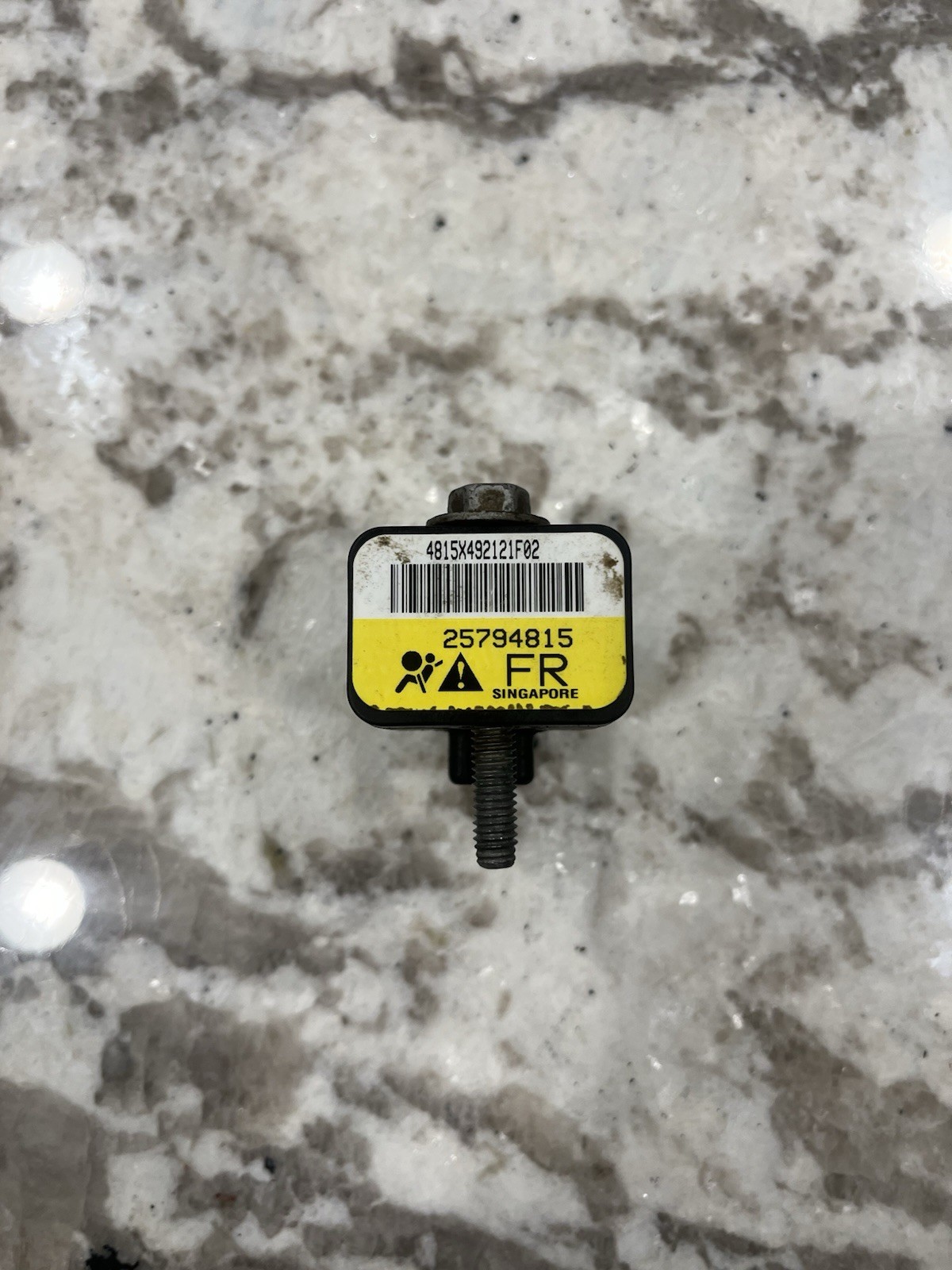 2009 Cadillac Chevrolet GMC FRONT Sensor 25794815 OEM 2009 Cadillac Chevrolet GMC FRONT Sensor 25794815 OEM