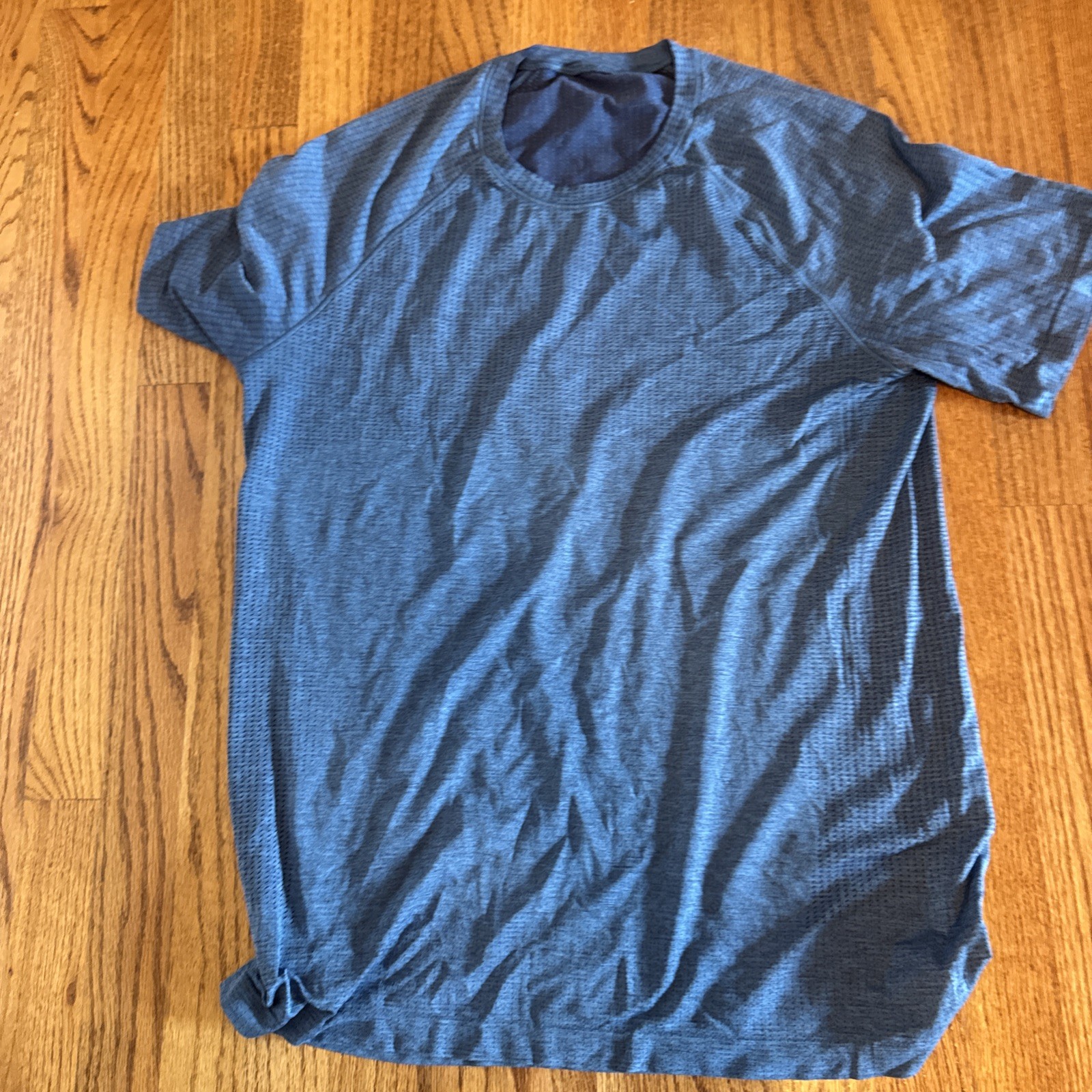 Lululemon Men\'s Short Sleeve Metal Vent Tech Shirt Blue, large Lululemon Men\'s Short Sleeve Metal Vent Tech Shirt Blue, large