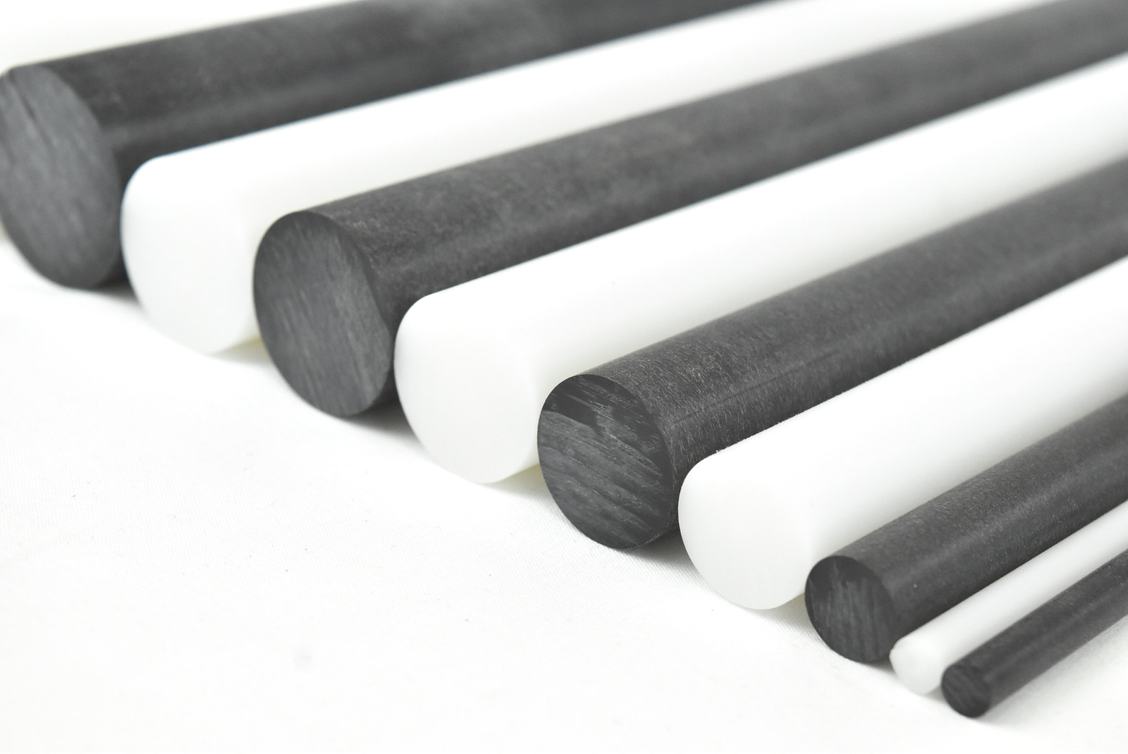 BuyPlastic White Delrin / Acetal Copolymer Rod 3 BuyPlastic White Delrin / Acetal Copolymer Rod 3