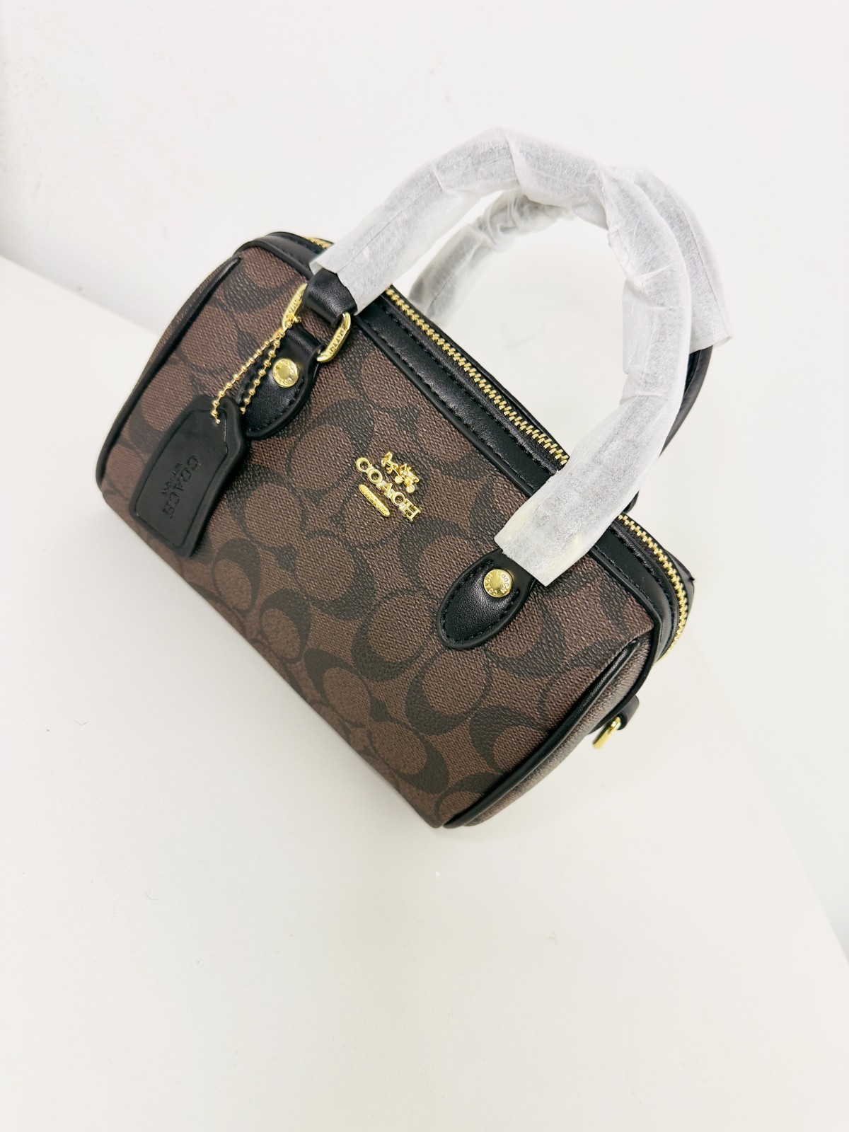 Coach Mini Rowan Crossbody Bag In Signature Canvas Gold/Walnut/Black CW329 Coach Mini Rowan Crossbody Bag In Signature Canvas Gold/Walnut/Black CW329