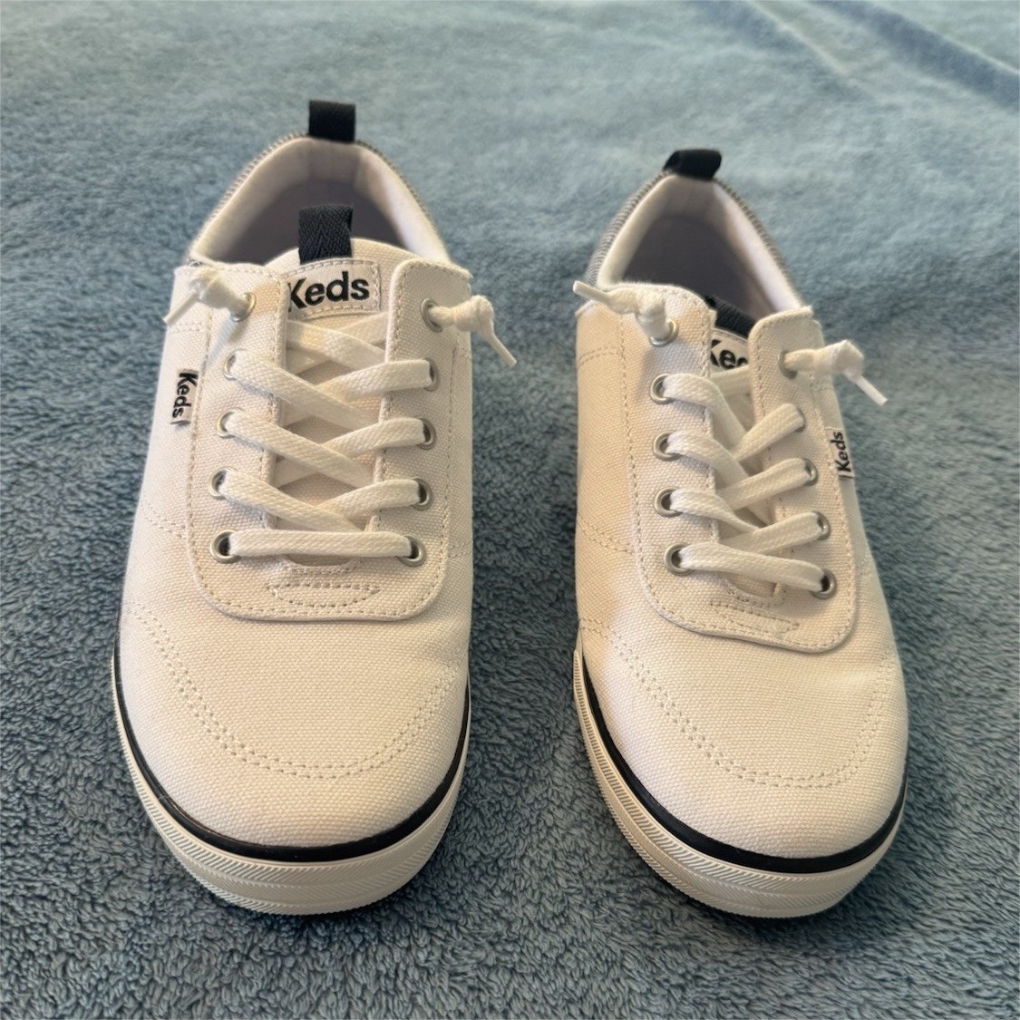 Keds Women\'s White Low Top Canvas Lace-Up Sneakers Ortholite Breathable Walk Keds Women\'s White Low Top Canvas Lace-Up Sneakers Ortholite Breathable Walk