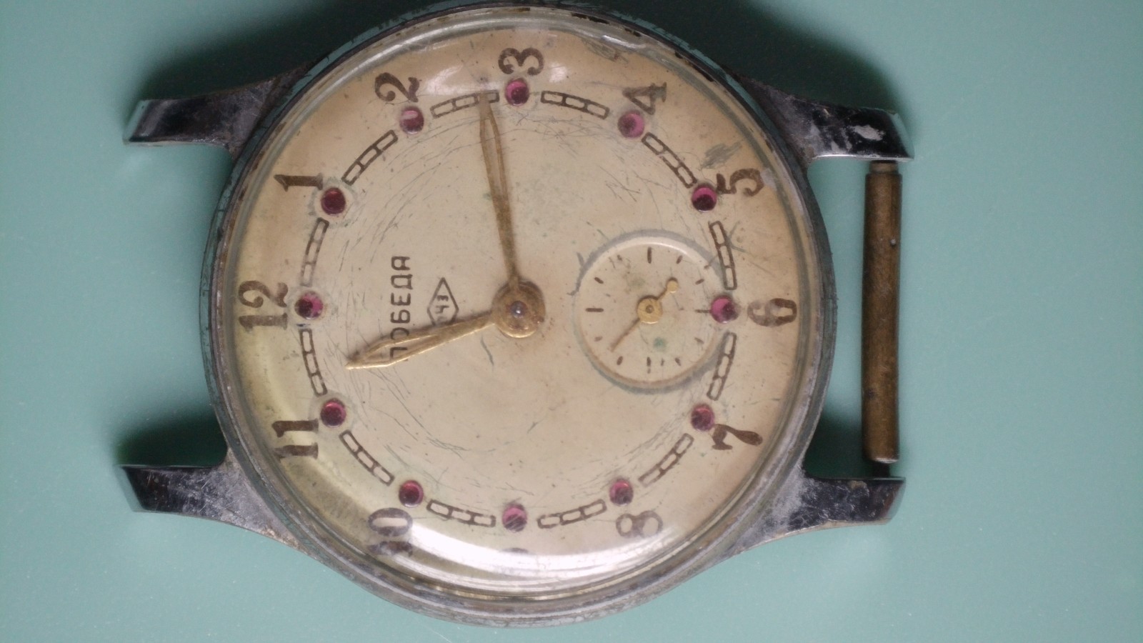 Pobeda Zim 2602 Mechanical Soviet Union Watch 15 Jewels Sub Second Dial USSR Vtg