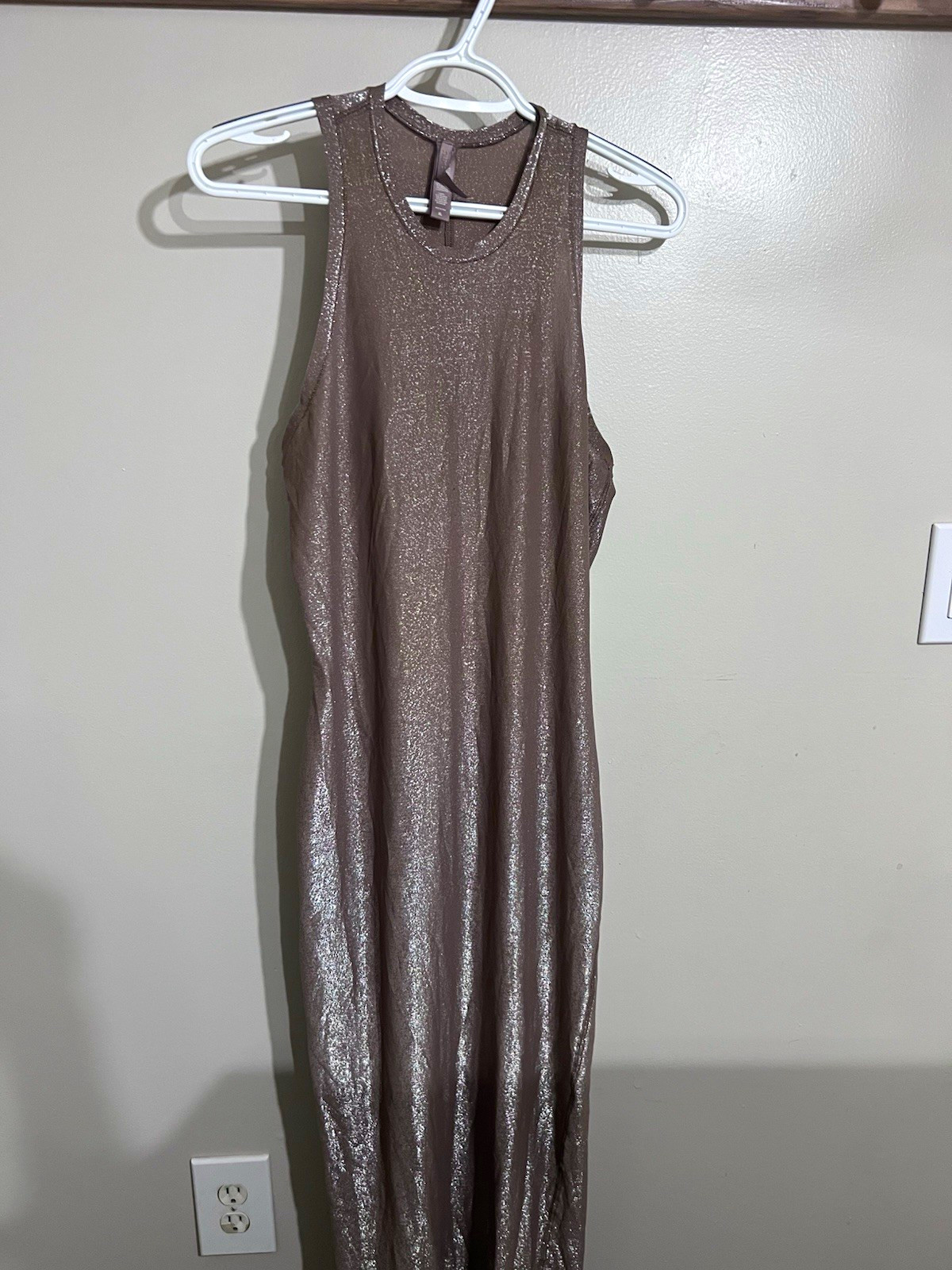 SKIMS Shimmer Metallic Tank Maxi Dress Rose Gold Copper Size XL Racerback SKIMS Shimmer Metallic Tank Maxi Dress Rose Gold Copper Size XL Racerback