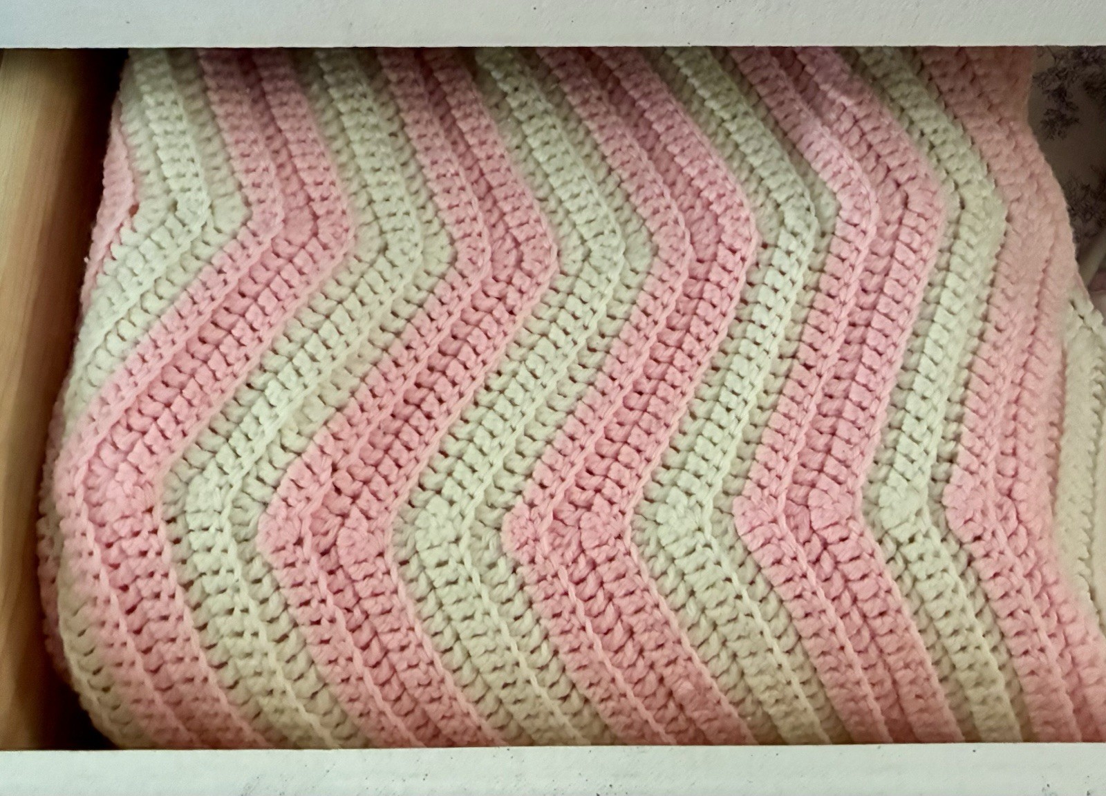 Vintage Hand Crochet Chevron Afghan Blanket Pink White Twin Bed Ripple Throw
