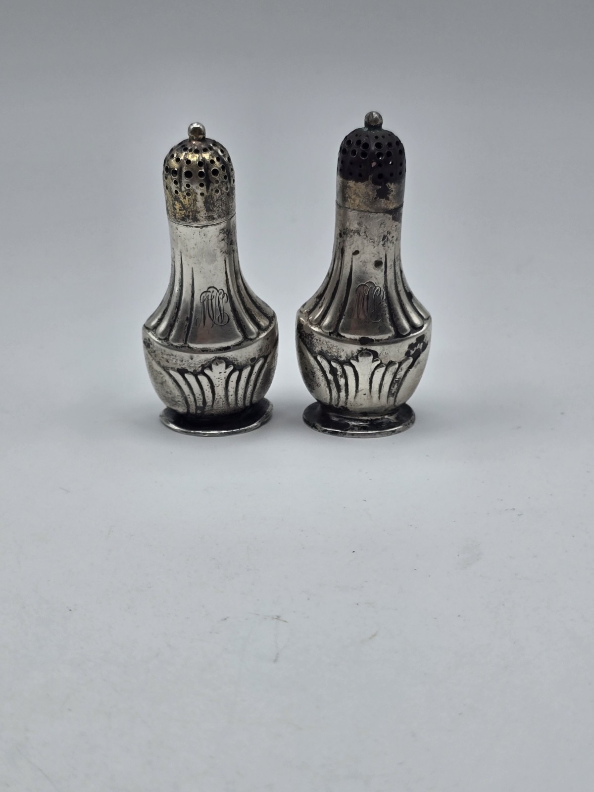 Antique Tiffany & Co Sterling Silver Salt Pepper Shakers 9845 c1891-1902