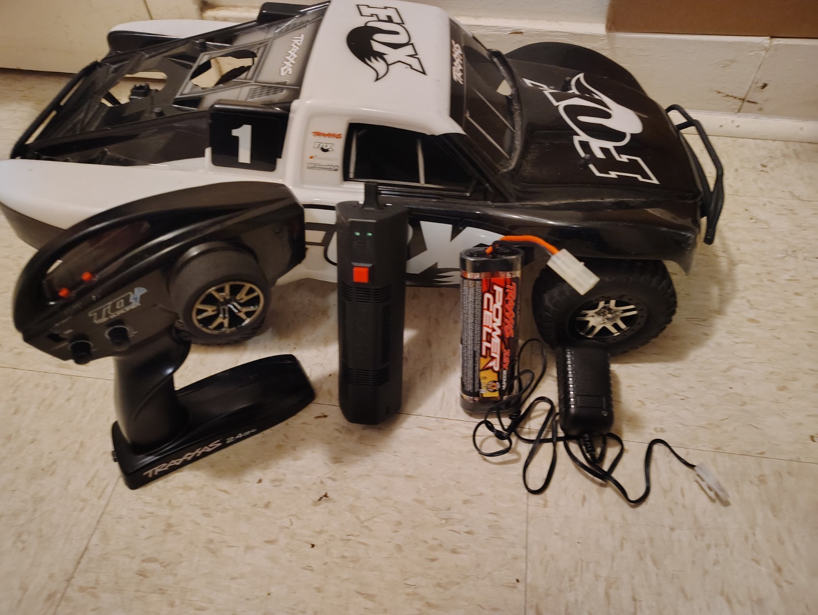 traxxas nitro slash 3.3 traxxas nitro slash 3.3
