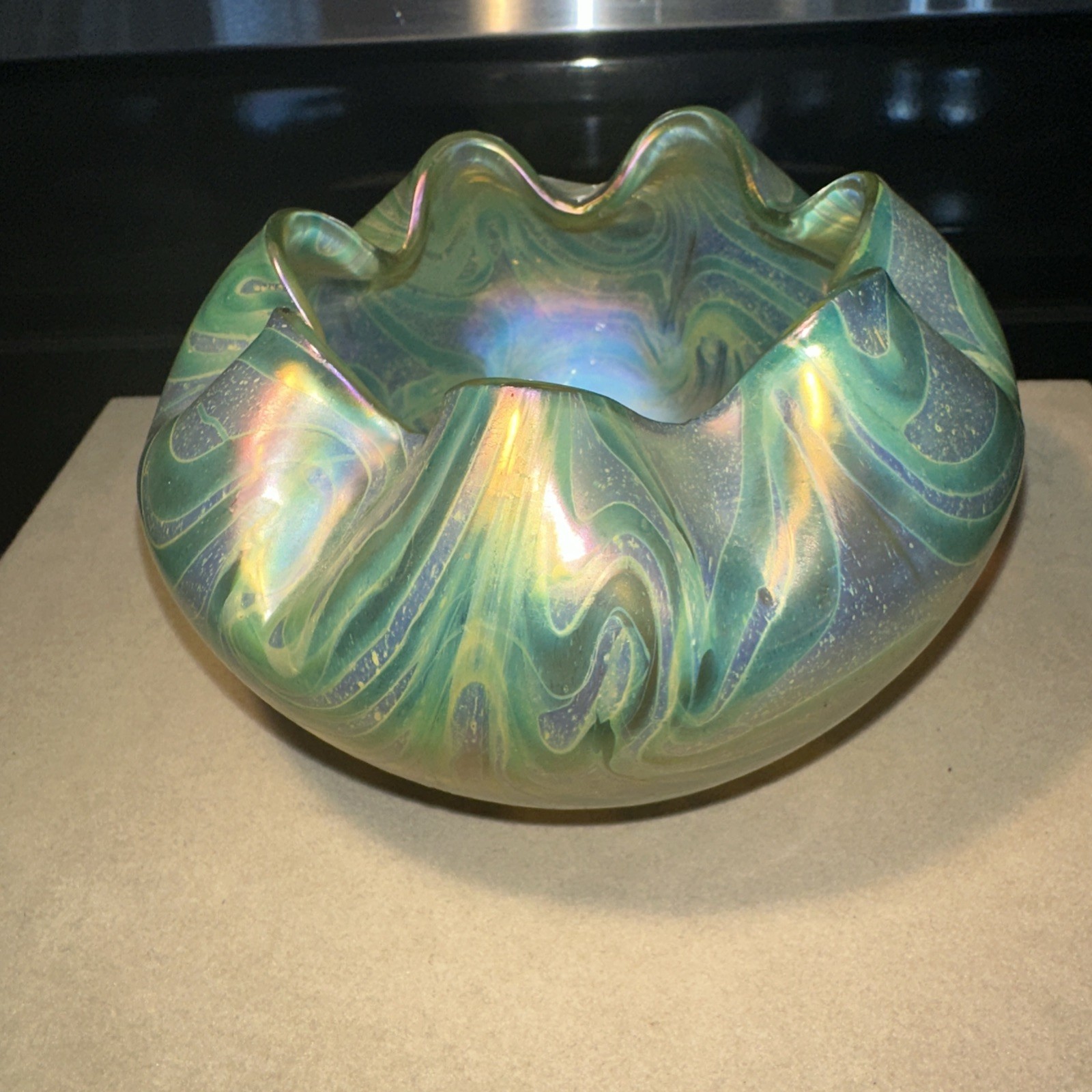 Antique Loetz Iridescent Green Ruffled Art Glass Bowl  Art Nouveau c1900~ 5.51”W