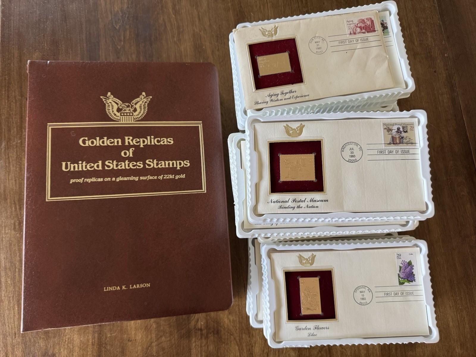 Large Lot 130 Golden Replicas of United States Stamps 22k, (1991-1994) Binder Large Lot 130 Golden Replicas of United States Stamps 22k, (1991-1994) Binder