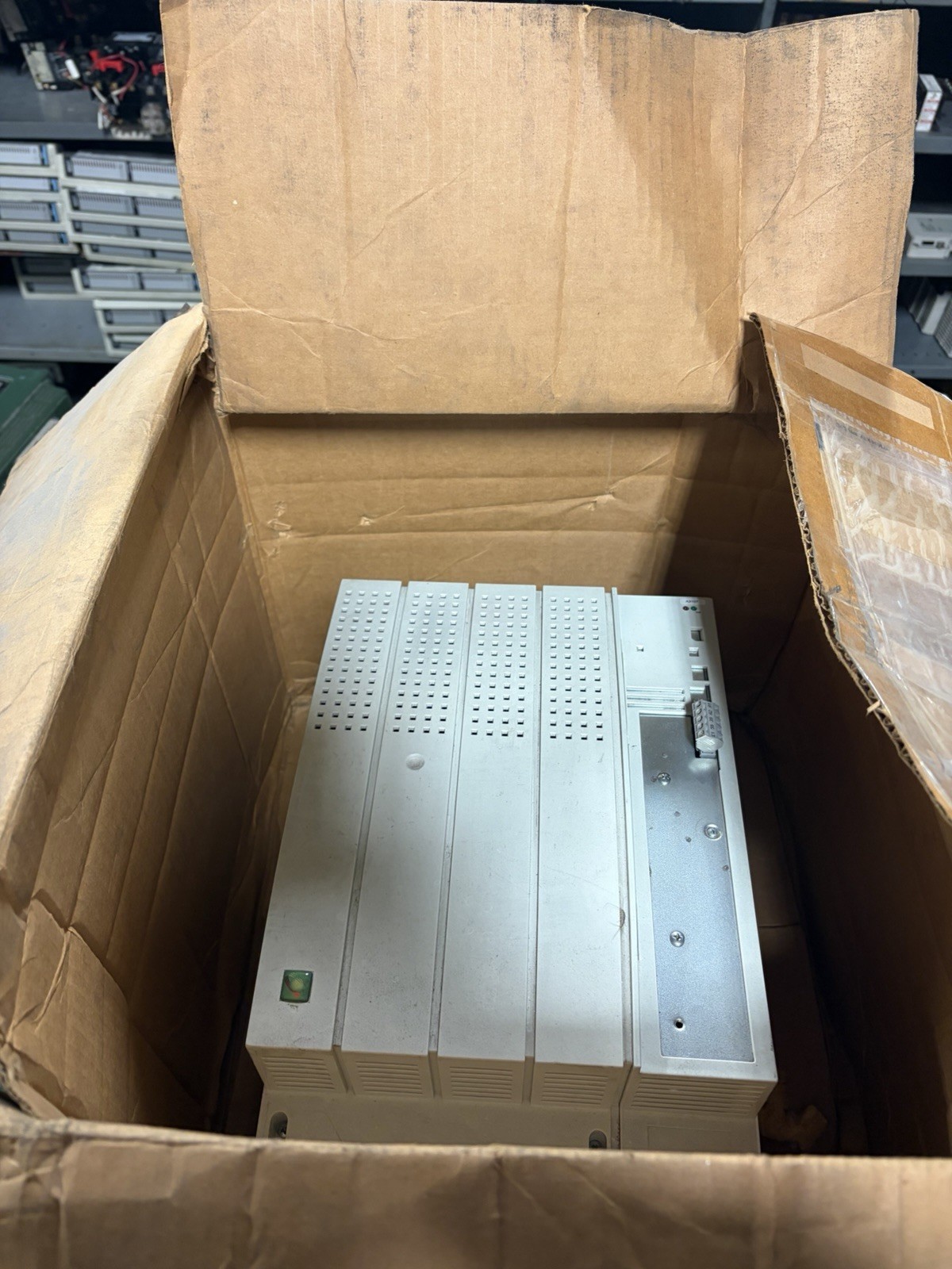 REPAIRED LENZE EMB9343-E Frequency Inverter Power Supply CRACKED COVER REPAIRED LENZE EMB9343-E Frequency Inverter Power Supply CRACKED COVER