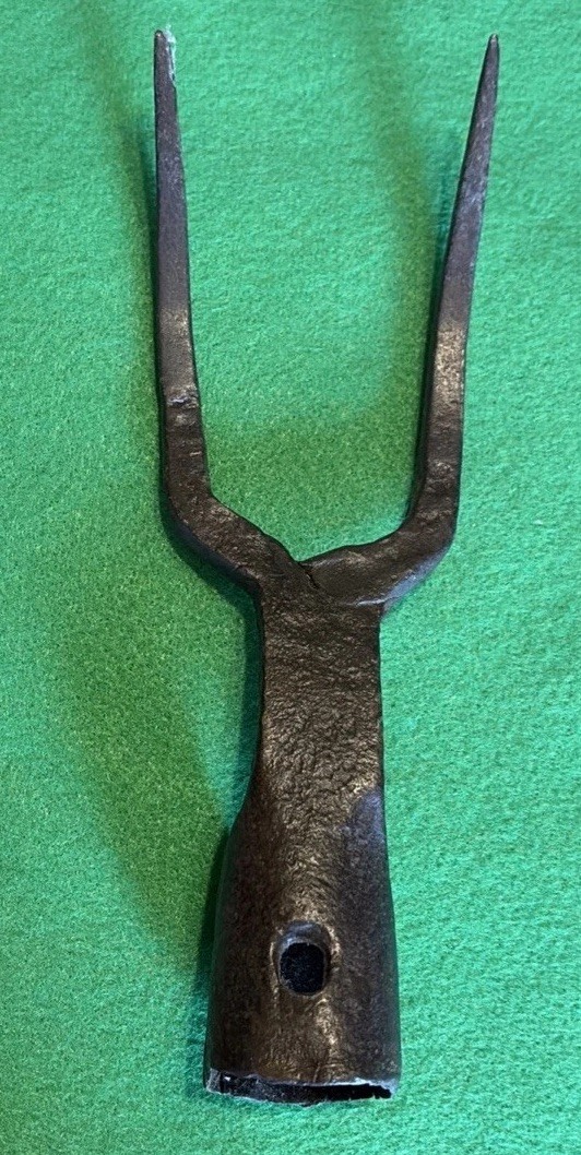 Fine 18th C., Revolutionary War Era, 2 Tine Hand Forged Iron Pitch Fork Head Fine 18th C., Revolutionary War Era, 2 Tine Hand Forged Iron Pitch Fork Head