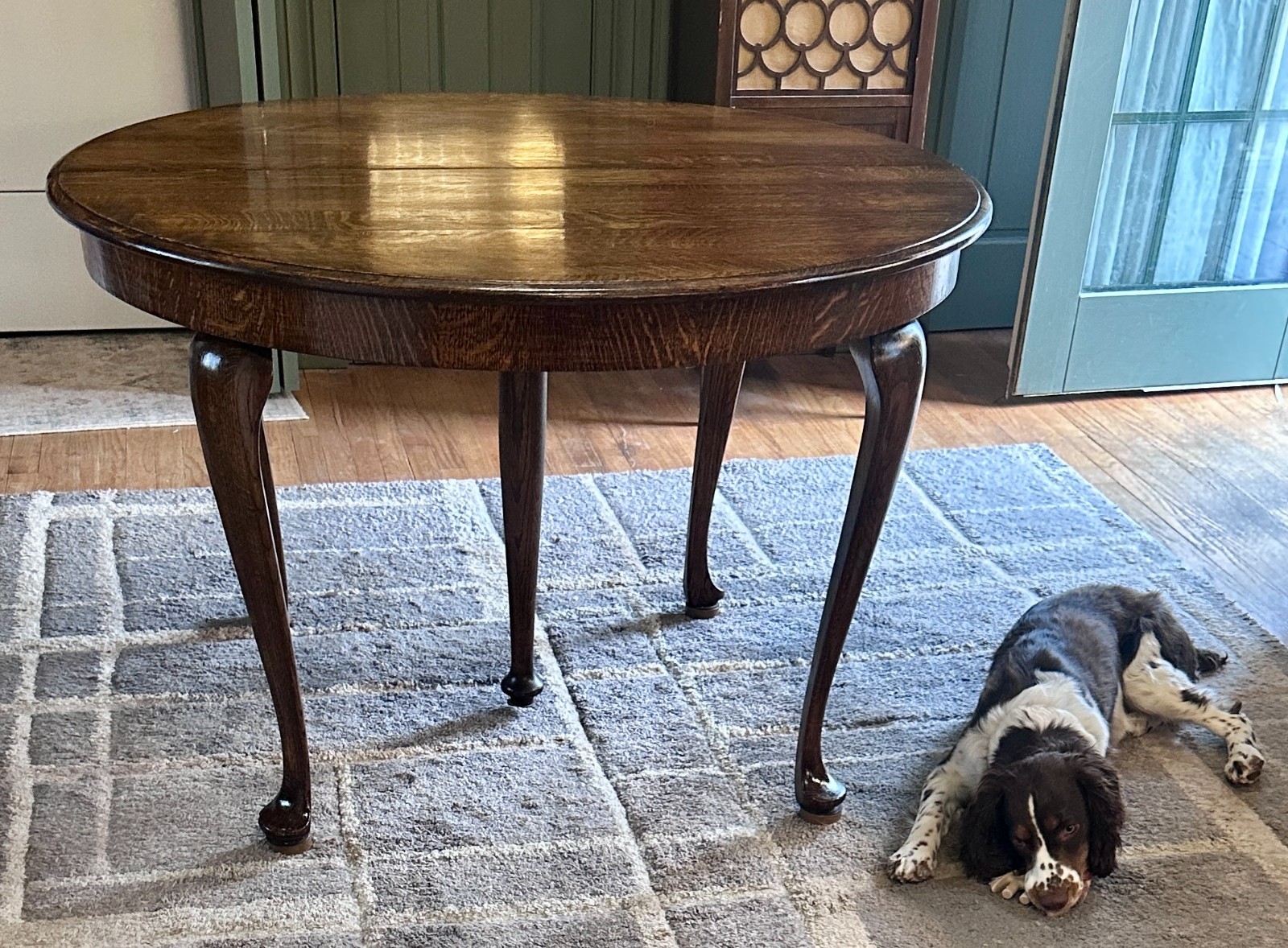 Antique Oak Queen Anne 5-Legged Kitchen Table with 3 Leaves - PICK-UP ONLY