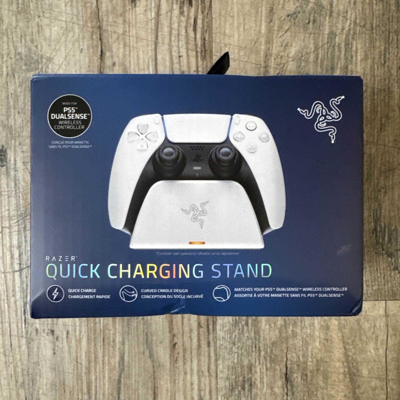 Razer Quick Charging Stand for PlayStation 5 PS5 White Controller. Sealed new Razer Quick Charging Stand for PlayStation 5 PS5 White Controller. Sealed new